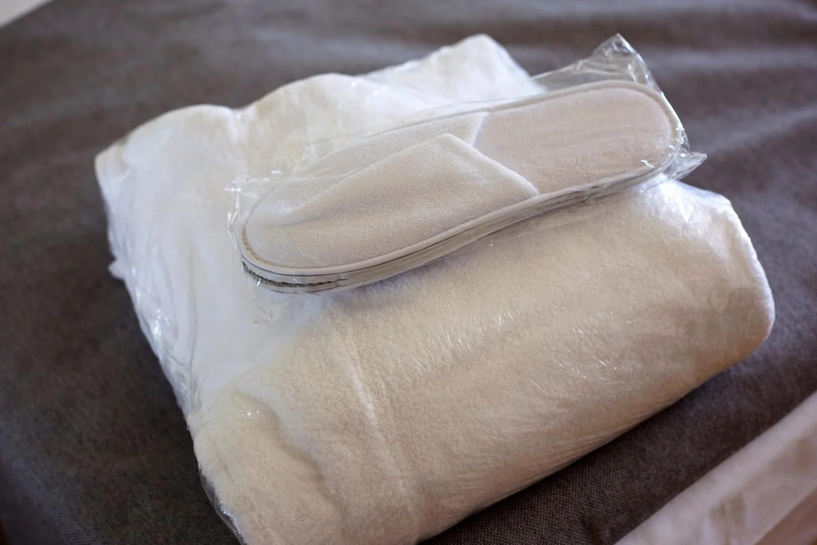 Pantofole Usa e Getta Bianco per Hotel Ospiti - Ciabatte Monouso Taglia Unica