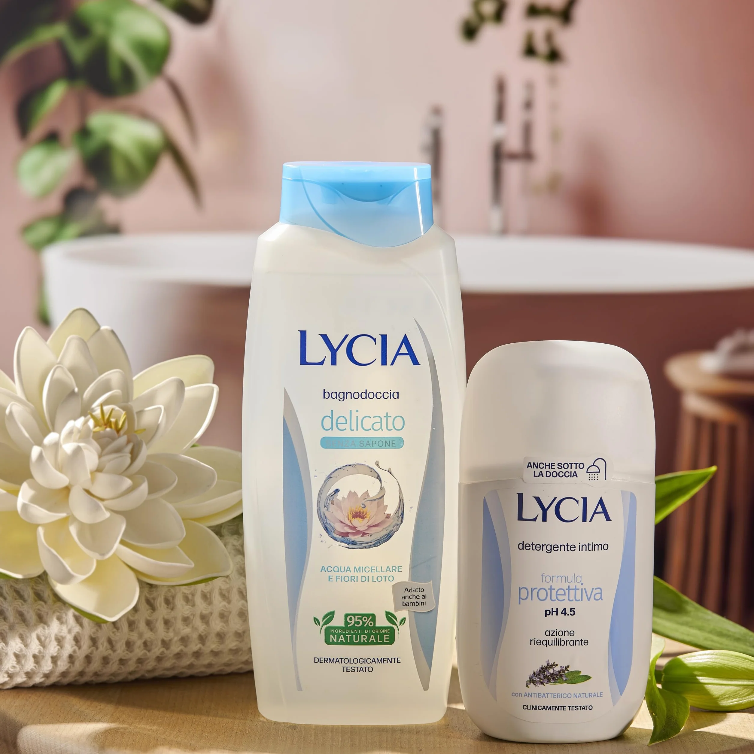 Lycia Bagnoschiuma Delicato con Acqua Micellare e Fiore di Loto 750 ml
