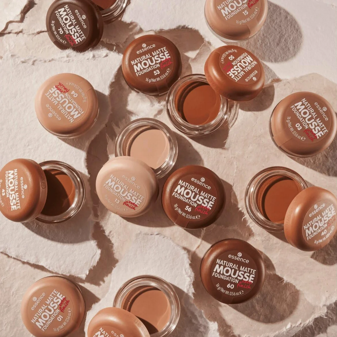 essence FONDOTINTA NATURAL MATTE MOUSSE, opacizzante, coprenza, risultato immediato, opaca (16g)