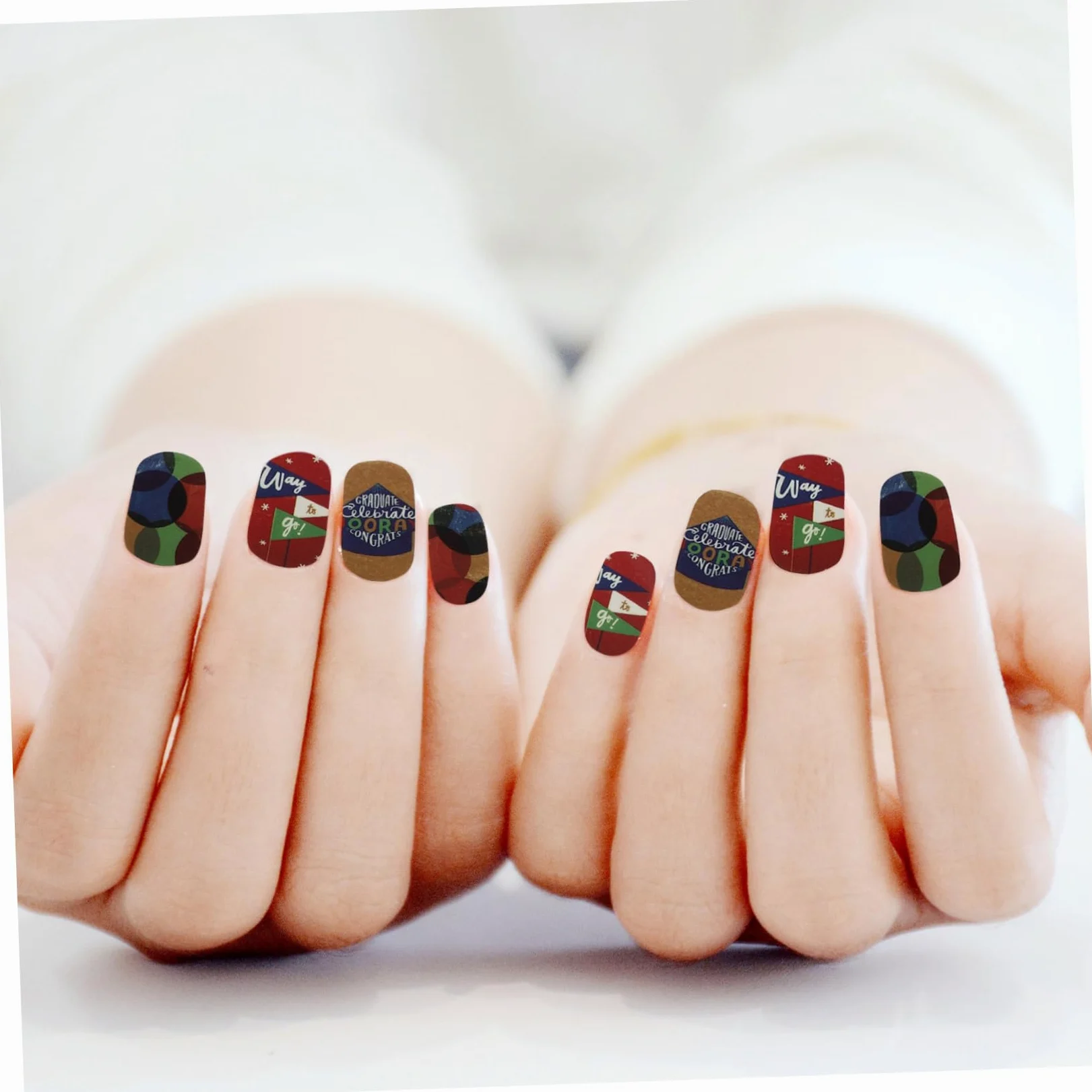 VICASKY 32fogli Adesivi Per Unghie Decorativi Facili Da Applicare Su Unghie Naturali o Artificiali Fantasie Uniche Per Manicure Art Perfetti Per Principianti e Occasioni Speciali