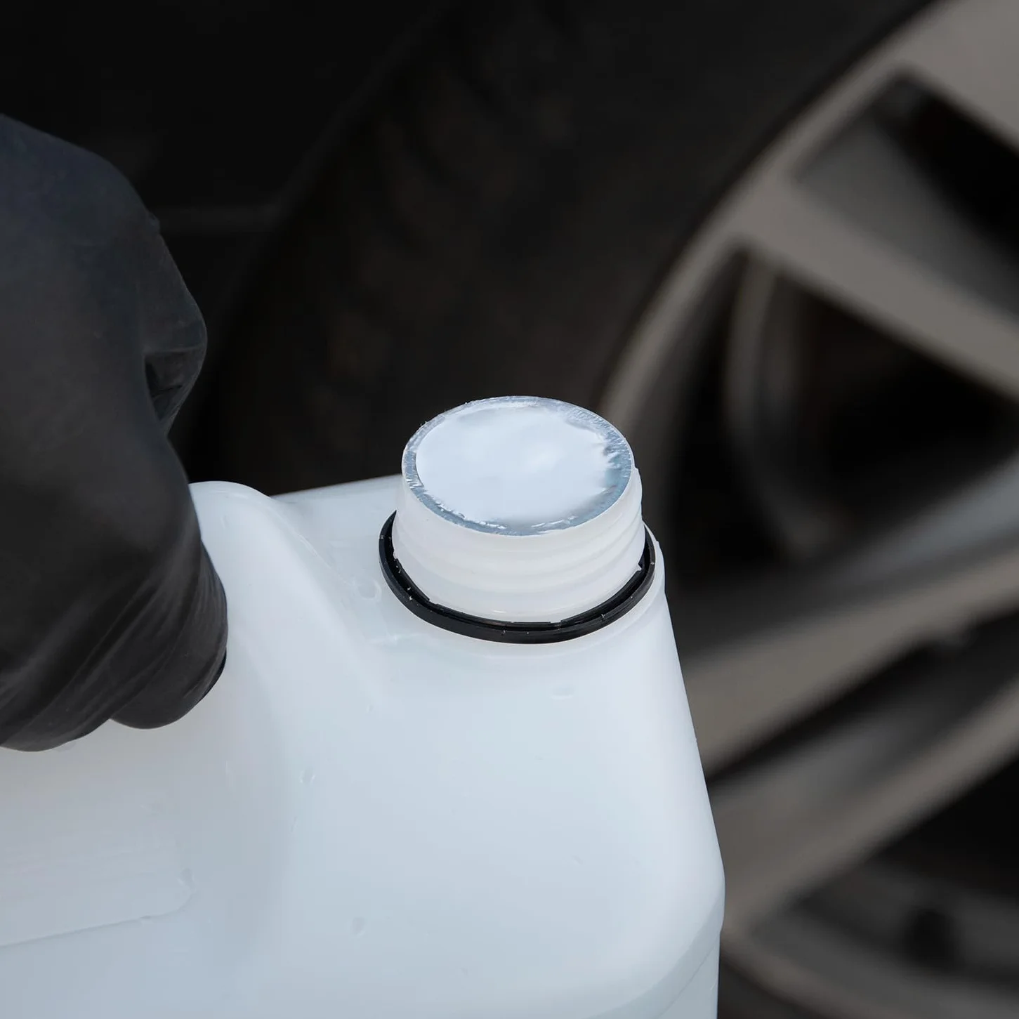 AdBlue Additivo Motori Diesel Riduzione Emissioni NOx Urea ISO 22241-1 10 L (2 x 5 L) Beccuccio Incluso