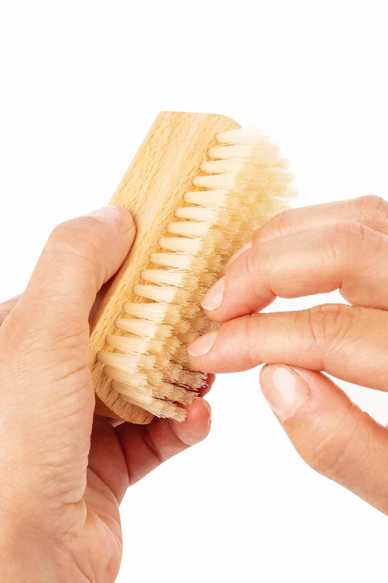 REMOS Spazzola per mani e unghie setole naturale legno faggio