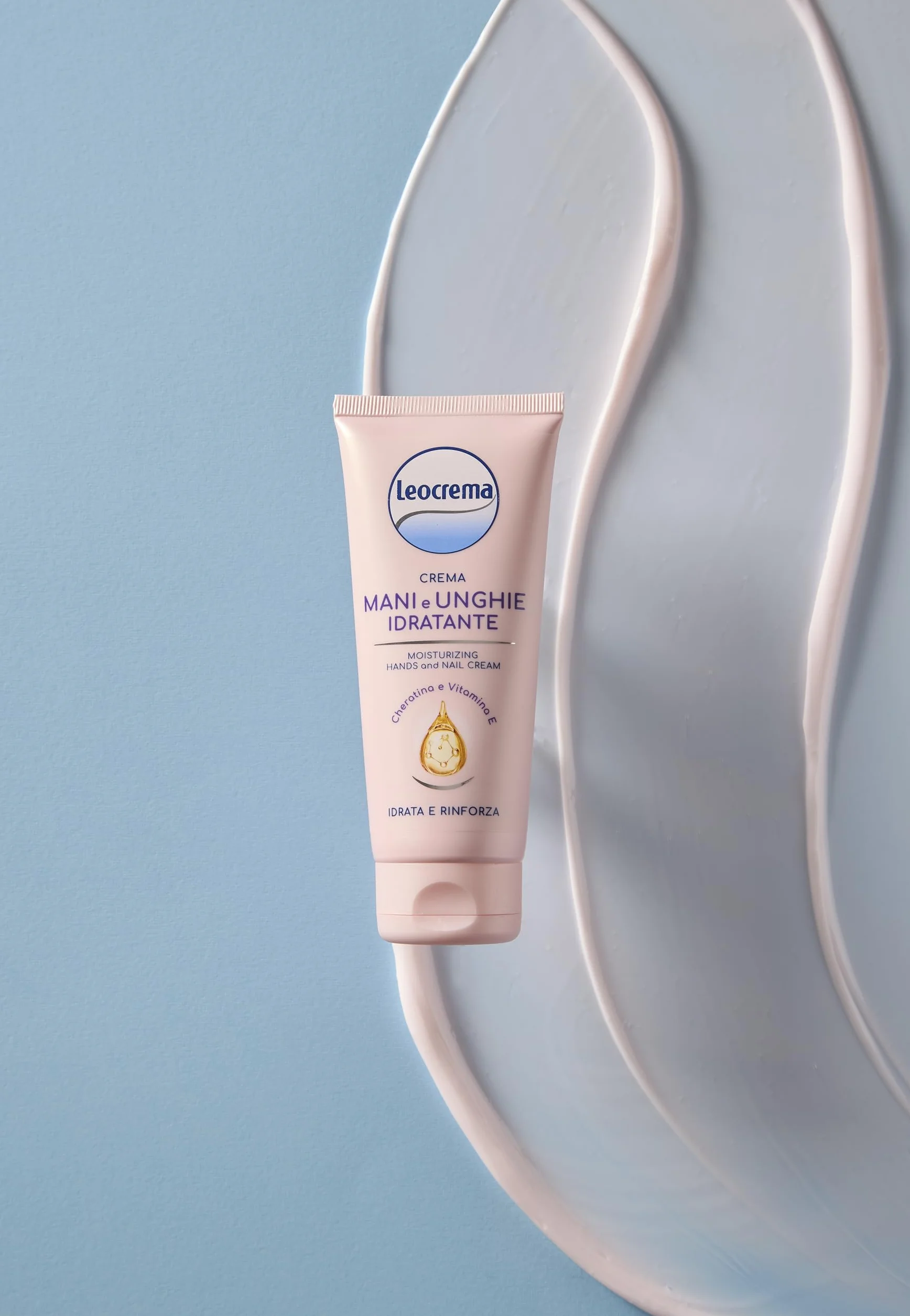 Leocrema - Crema Mani e Unghie Idratante, con Cheratina e Vitamina E, Assorbimento Rapido, 100ml