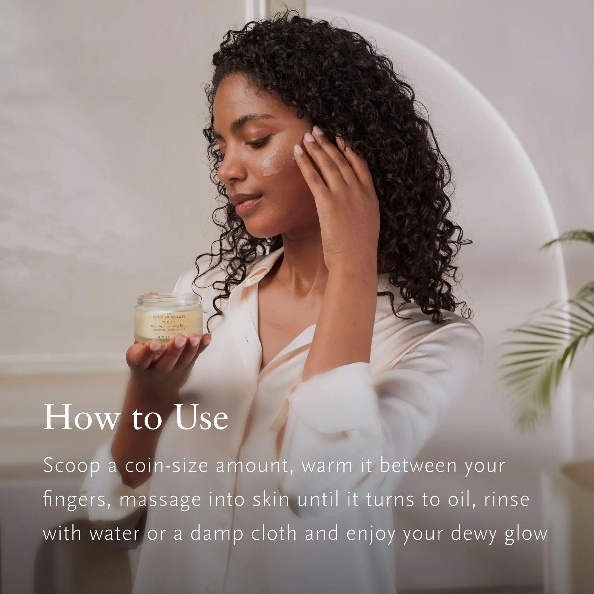 RITUALS The Ritual of Namaste Melting Cleansing Balm – Balsamo detergente e struccante viso, rimuove trucco a lunga tenuta e waterproof, per tutti i tipi di pelle, 100ml