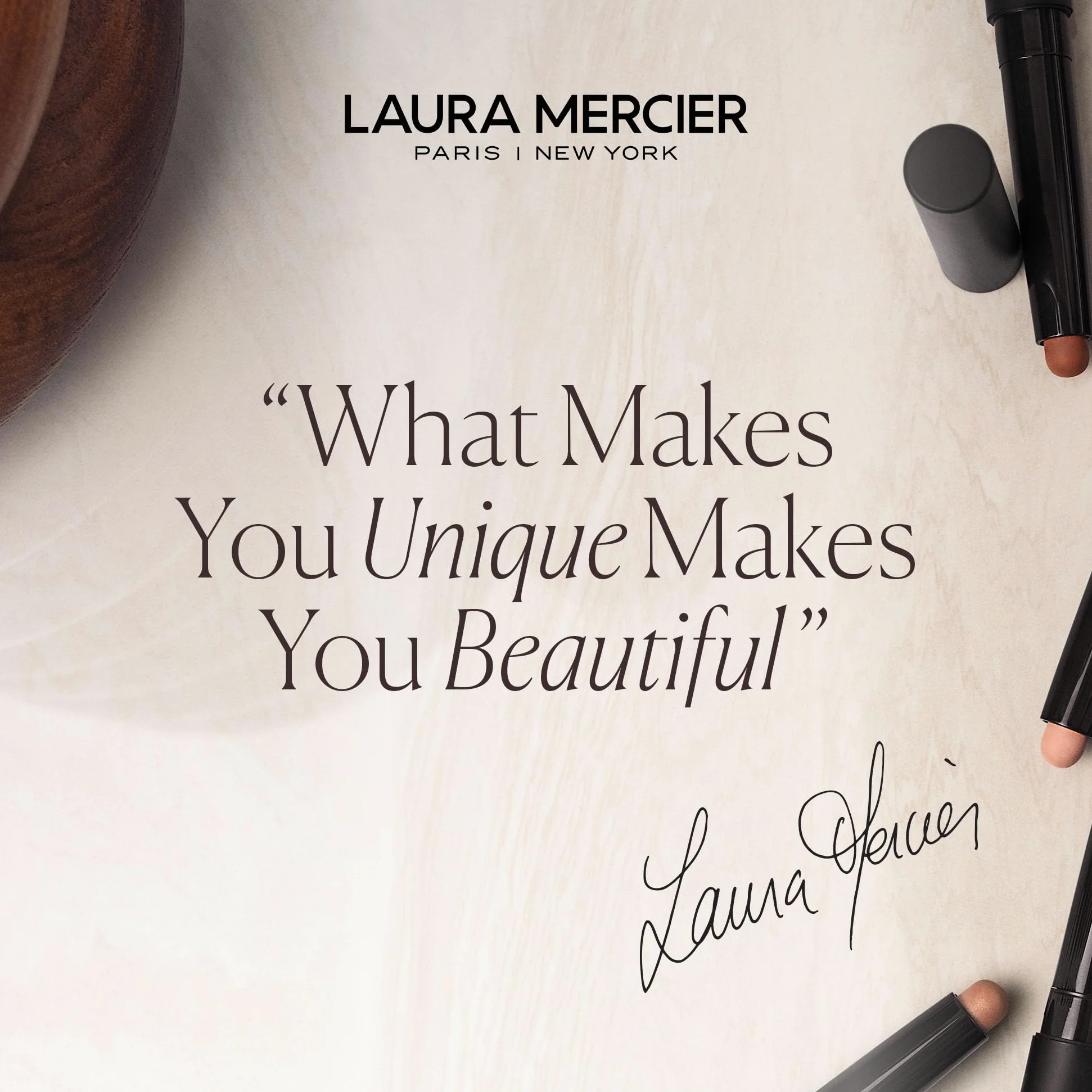 Laura Mercier Cipria fissante trasparente in polvere libera senza talco