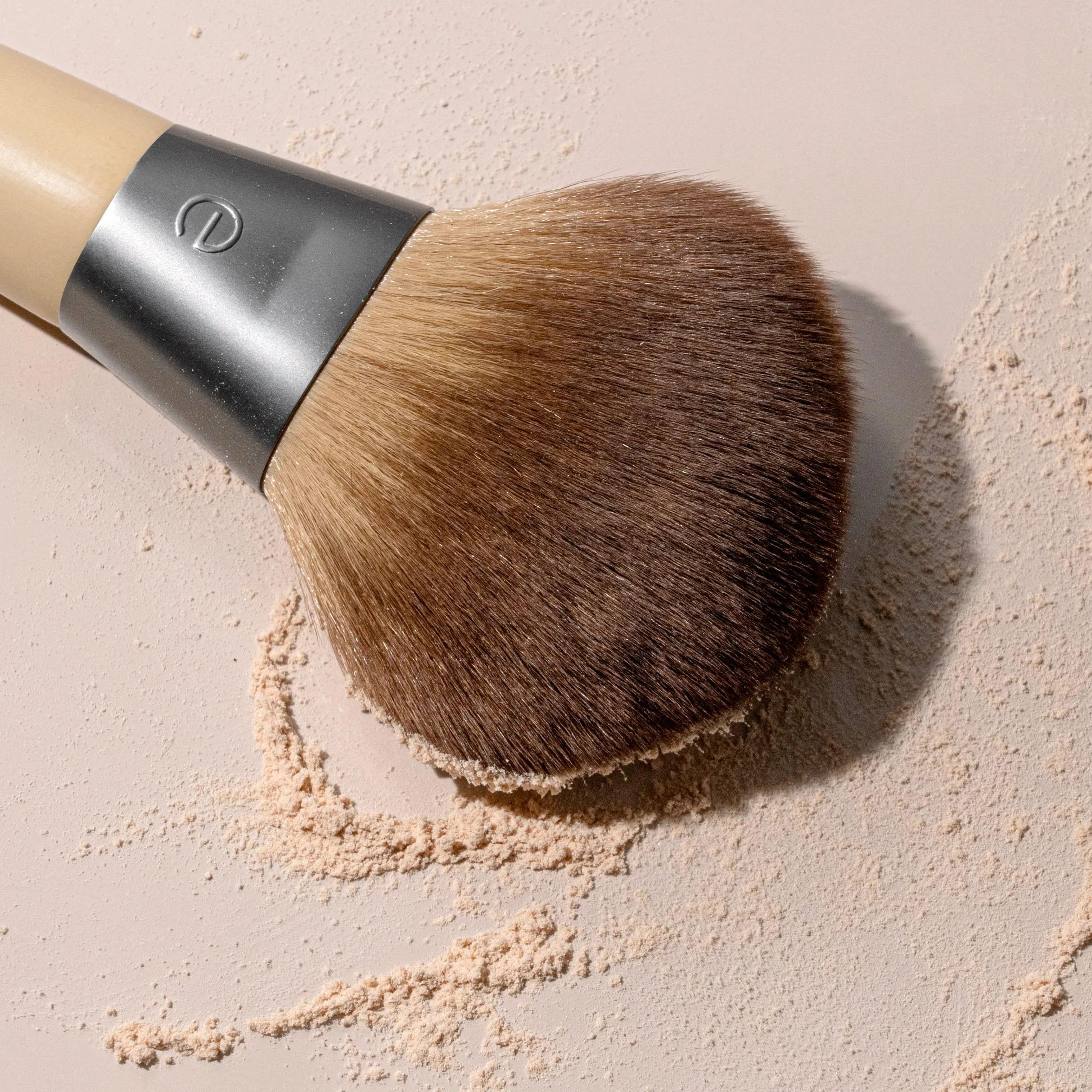 EcoTools Blurring Powder Makeup Brush, 1 Count