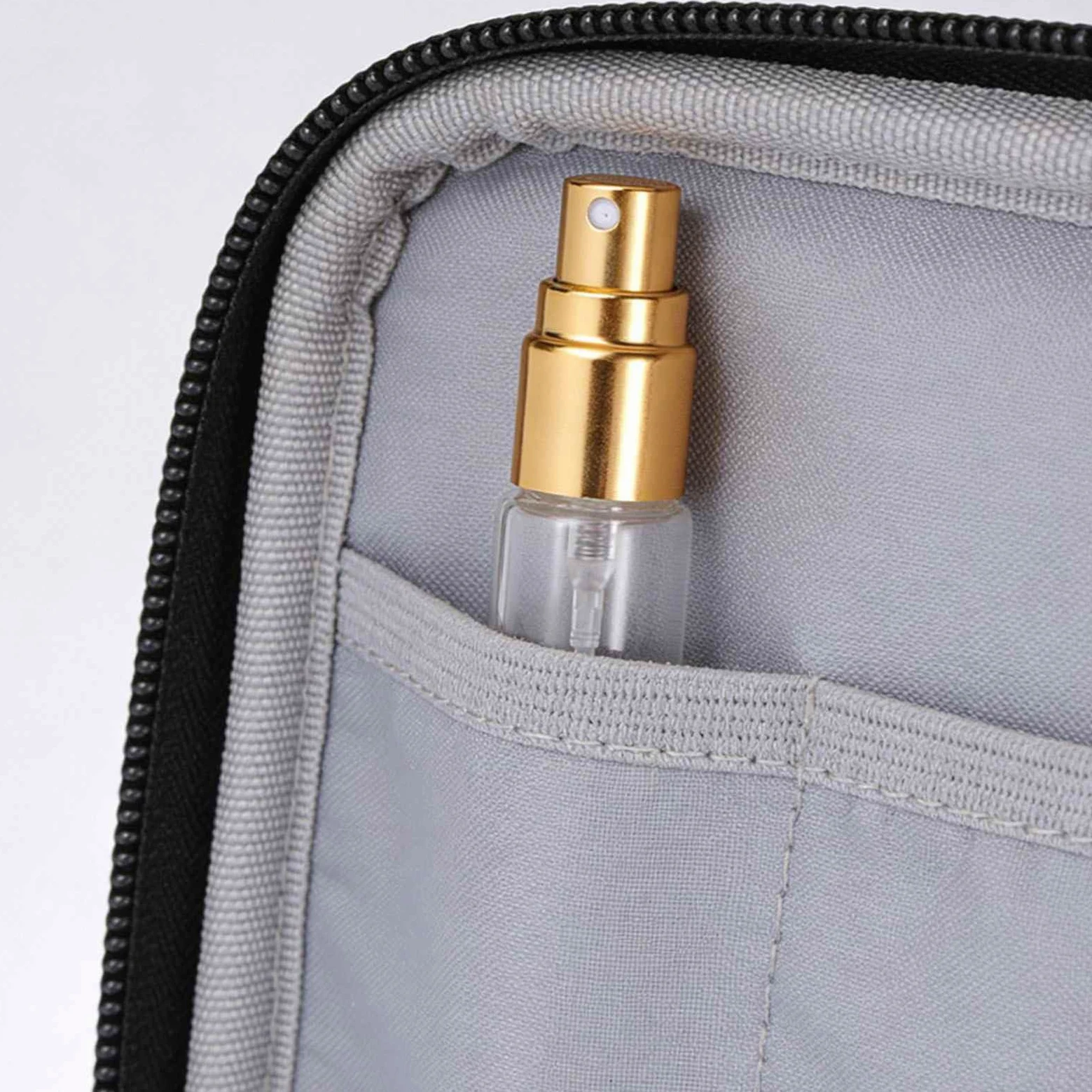 Flaconi spray portatili per profumi, in vetro, da 10 ml, per viaggi, 50 pezzi, erogatori di nebbia fine, mini formato per profumi, oli essenziali, in uscita (oro)
