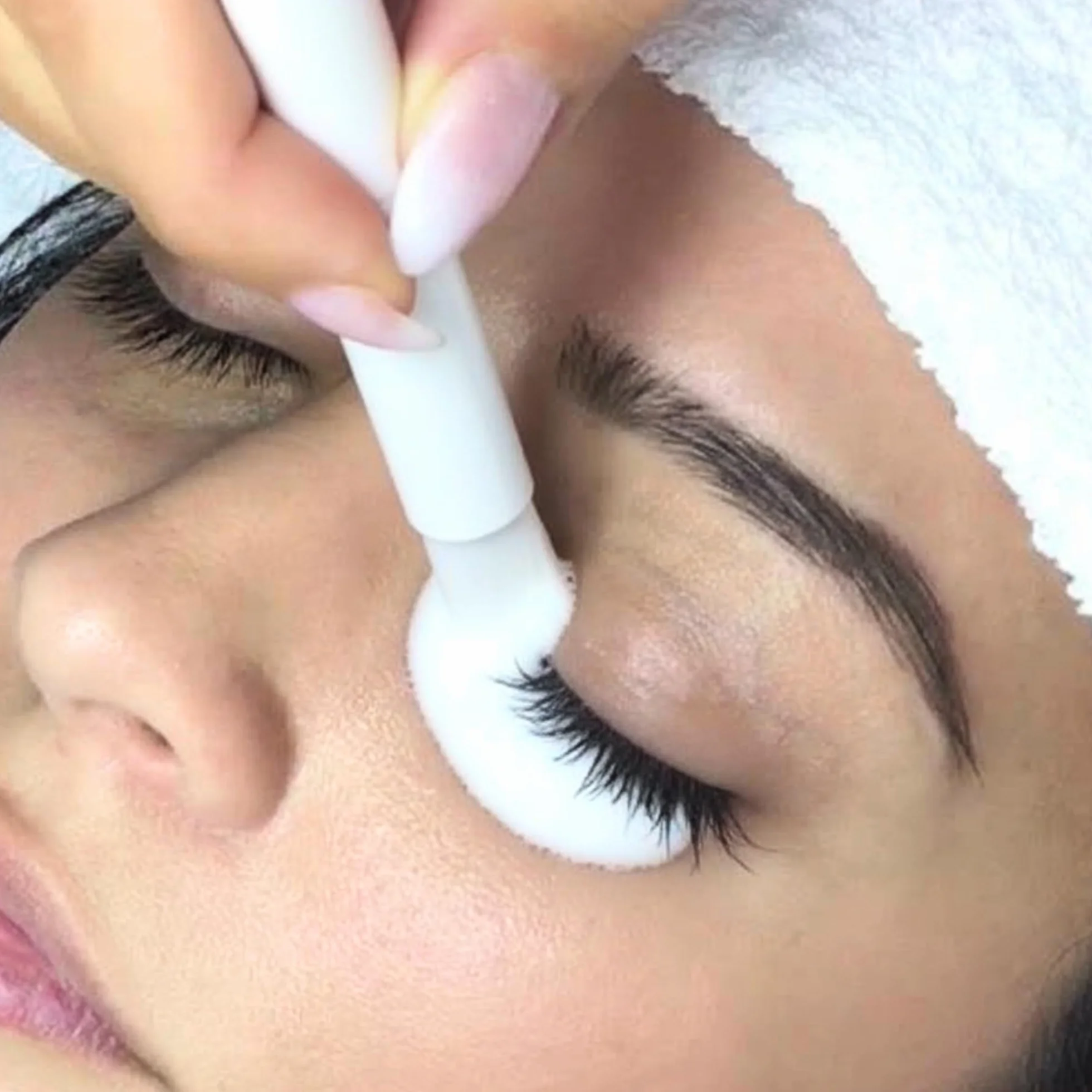 XXL Lashes Shampoo per extension ciglia, detergente schiumogeno, struccante, 50 ml con spazzolino per shampoo per ciglia e sopracciglia, cura ciglia con pennello per lavaggio