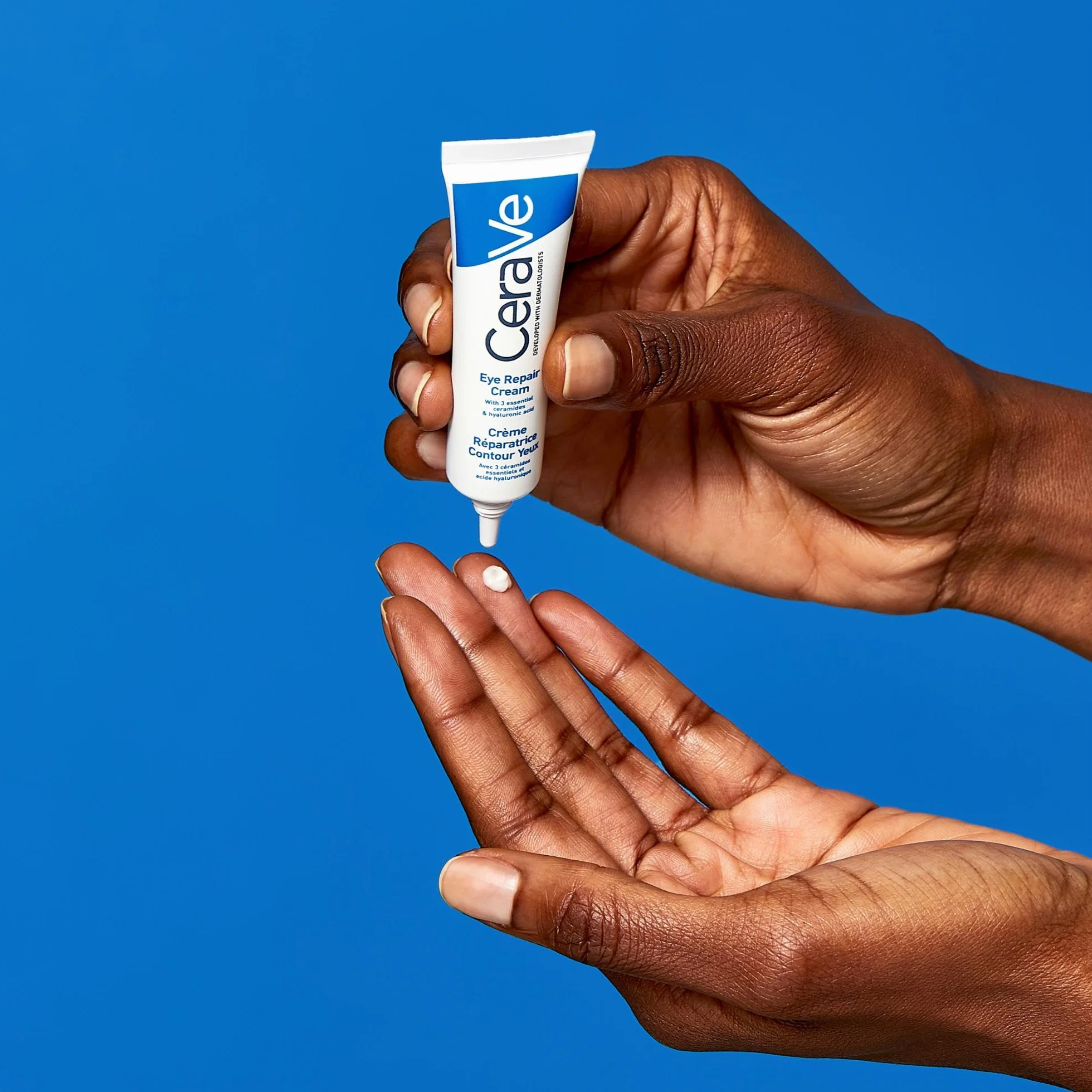 CeraVe Crema Contorno Occhi Riparatrice con Acido Ialuronico e Ceramidi,  Tutti i Tipi di Pelle
