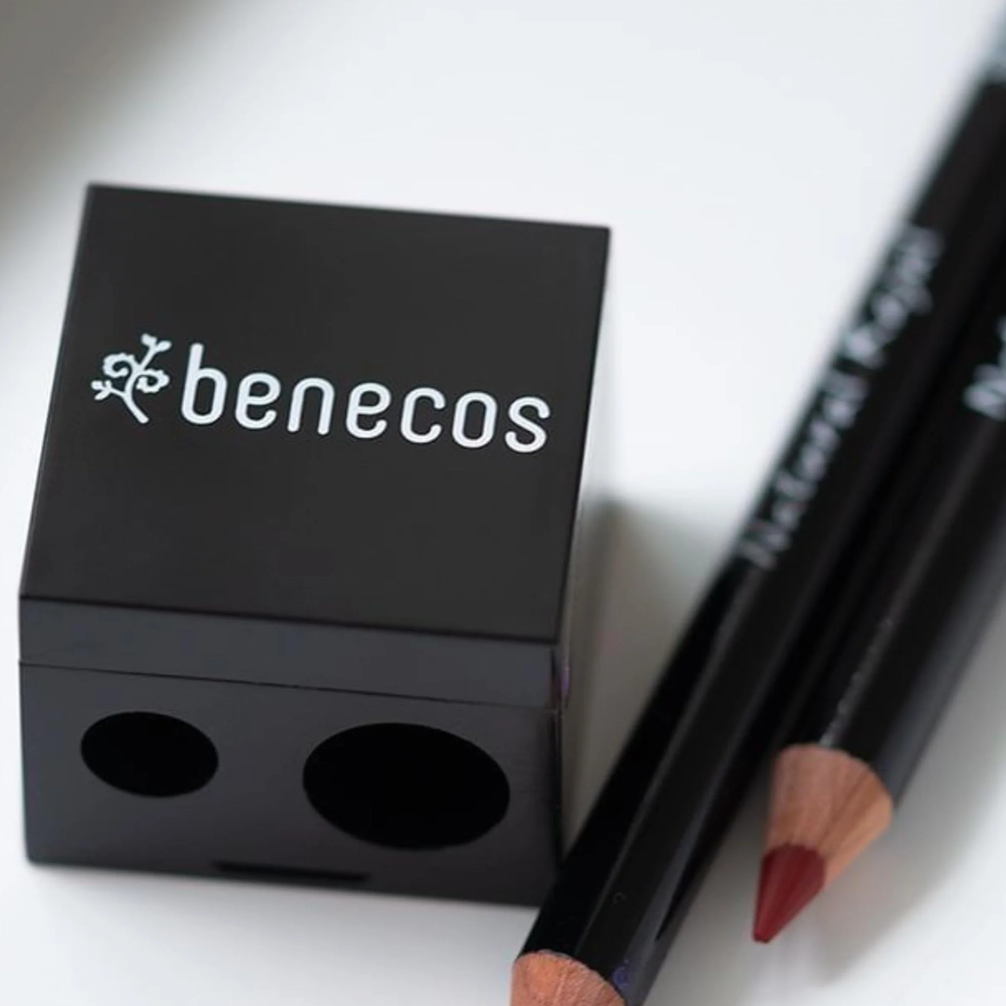 Benecos temperino doppio per matite cosmetiche con spatola di pulizia integrata