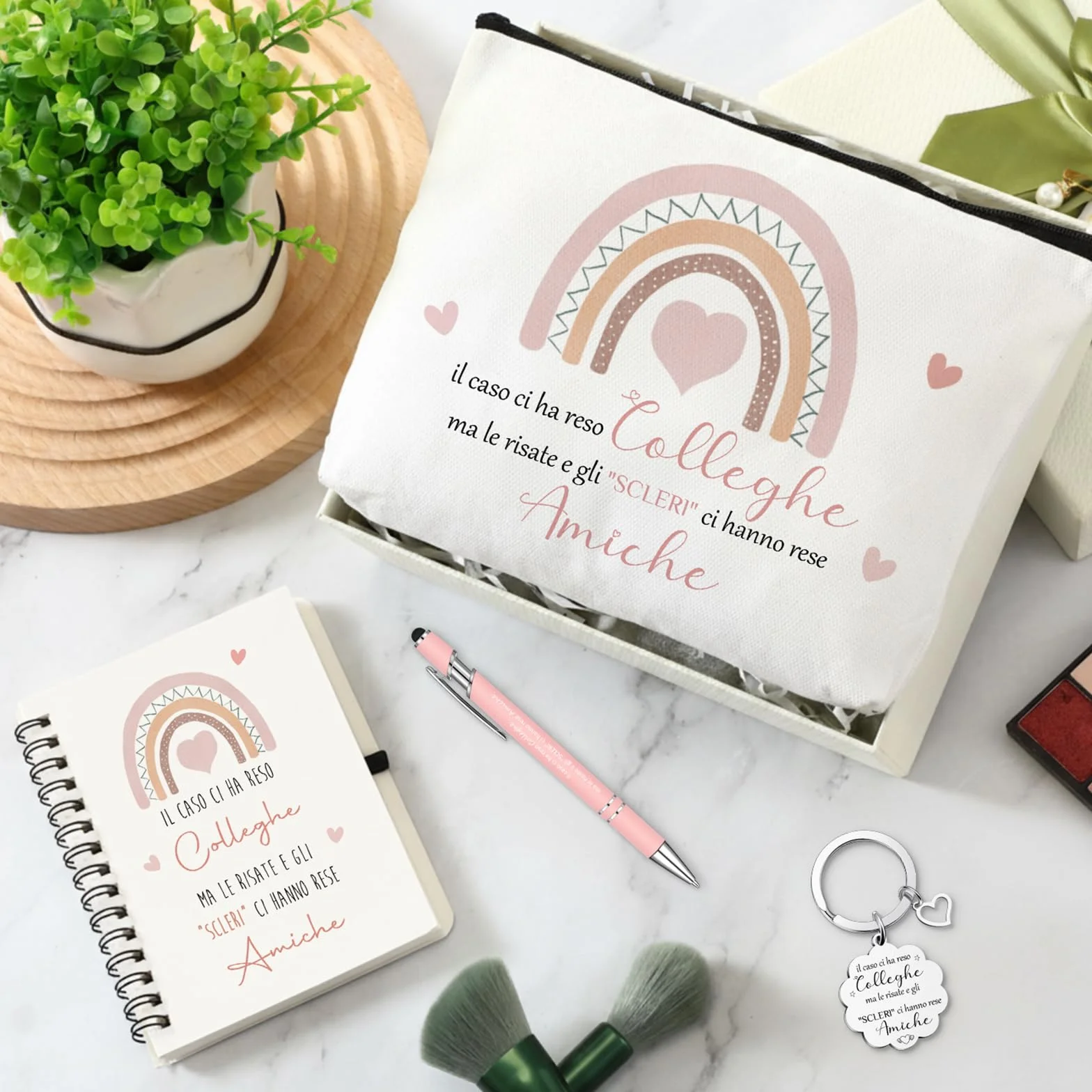 Hestya Regalo Collega Donna Borsa per Cosmetici Portachiavi Blocco Note a Spiralato Penne a Sfera Regalo di Addio Ringraziamento per Dipendenti Collega Natale Compleanno
