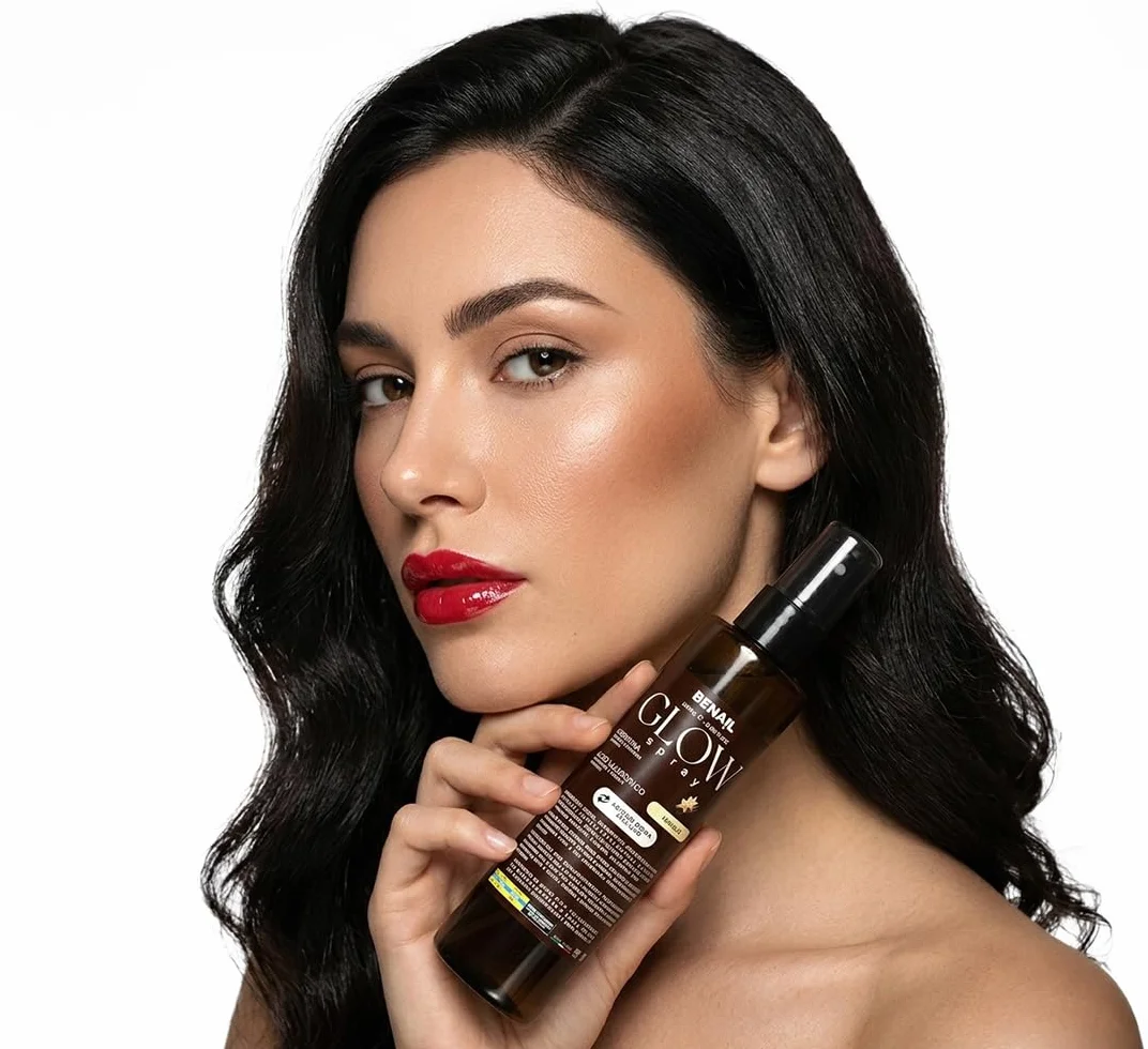 Benail | Glow Spray Idratante Mani e Unghie con Acido Ialuronico e Cheratina, crema mani antiage, Trattamento Cuticole Profumato, lentivo, idratante con Asciugatura Rapida, Made in Italy