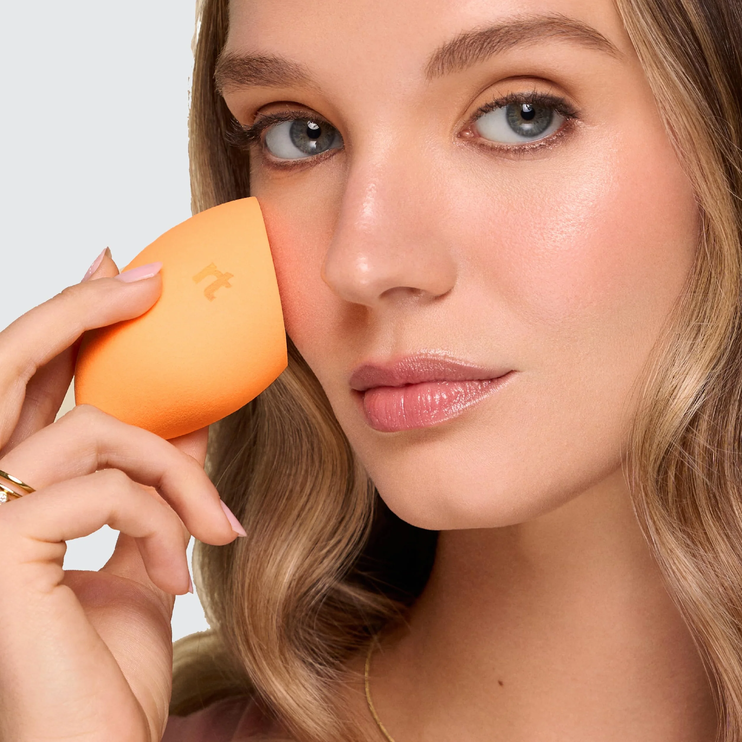 Real Techniques Miracle Complexion Spugnetta per Trucco
