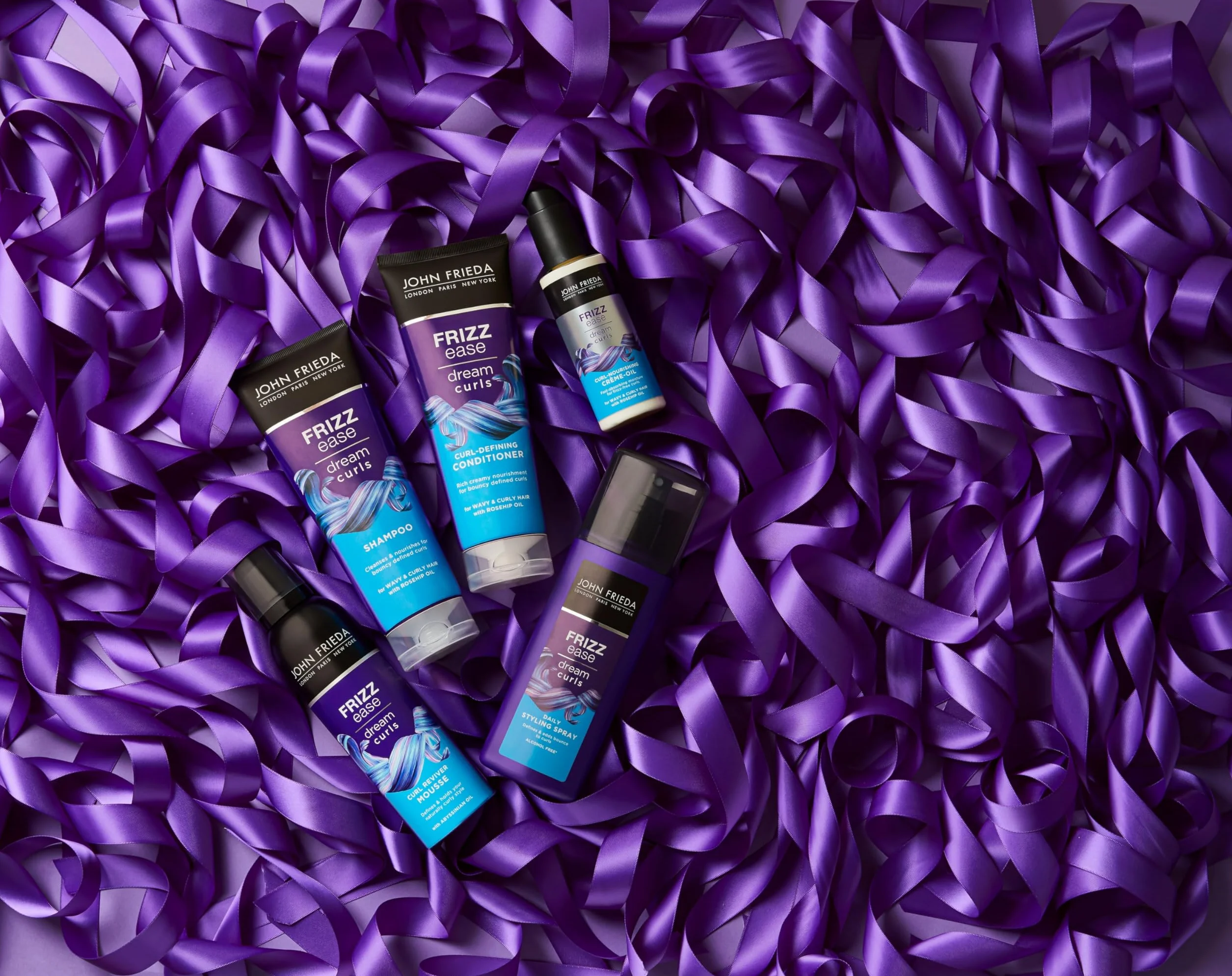 JOHN FRIEDA Frizz-Ease Espuma Rizos Revitalizados 200 Ml per chi cerca qualità e praticità, per uso pratico e risultati affidabili, 200 ml