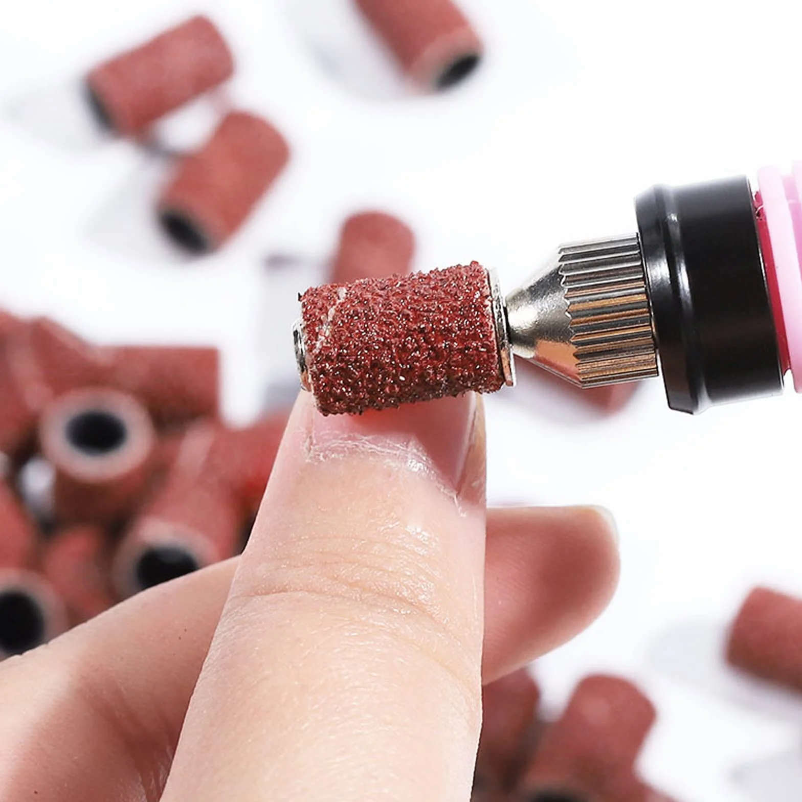 120 Pezzi Nastri Abrasivi Manicure, 80# 120# 180# 240# Levigatura Bande, Bande Abrasive con Punte per Fresa Unghie per Pedicure del Manicure del Trivello del Unghie Macchina