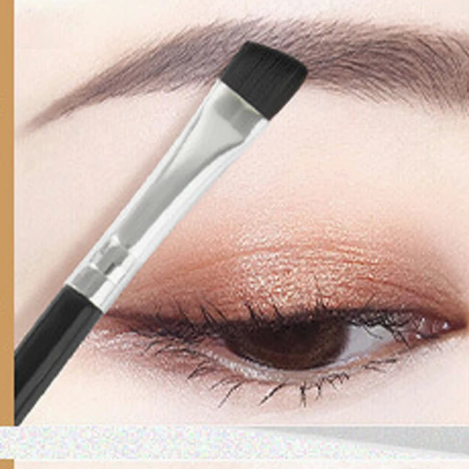 1pcs Pennello per Sopracciglia a Due Punte Spirale Diagonale Angolo Pennello per Trucco Manico Facile da trasportare Bellissimi Strumenti per Il Trucco Bellezza (Nero)