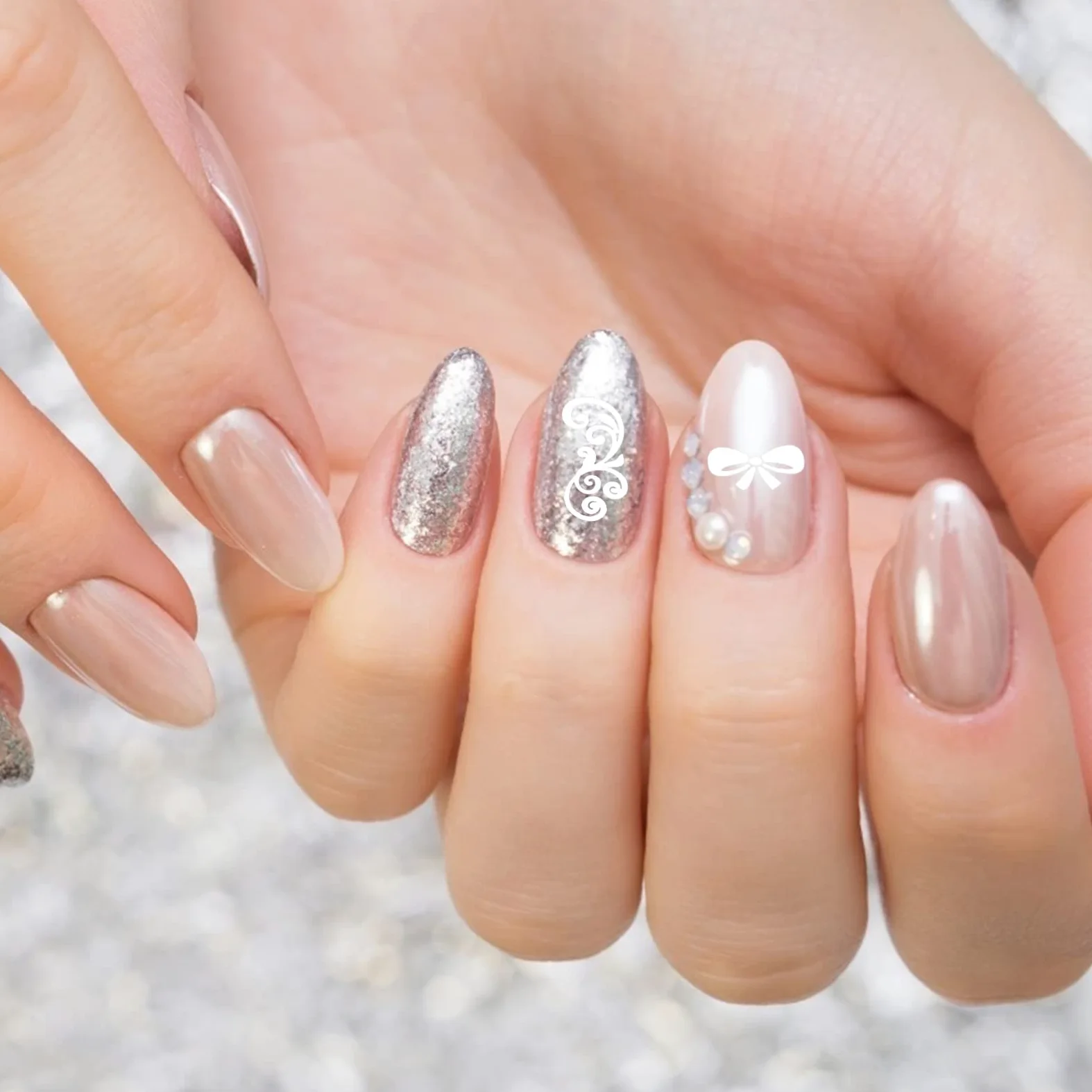 2 Set Piastre Per Stamping Unghie Con Creativi Template Per Nail Art Diy Facile Usare Per Principianti E Esperti E Sicuro 13 Pezzi*2