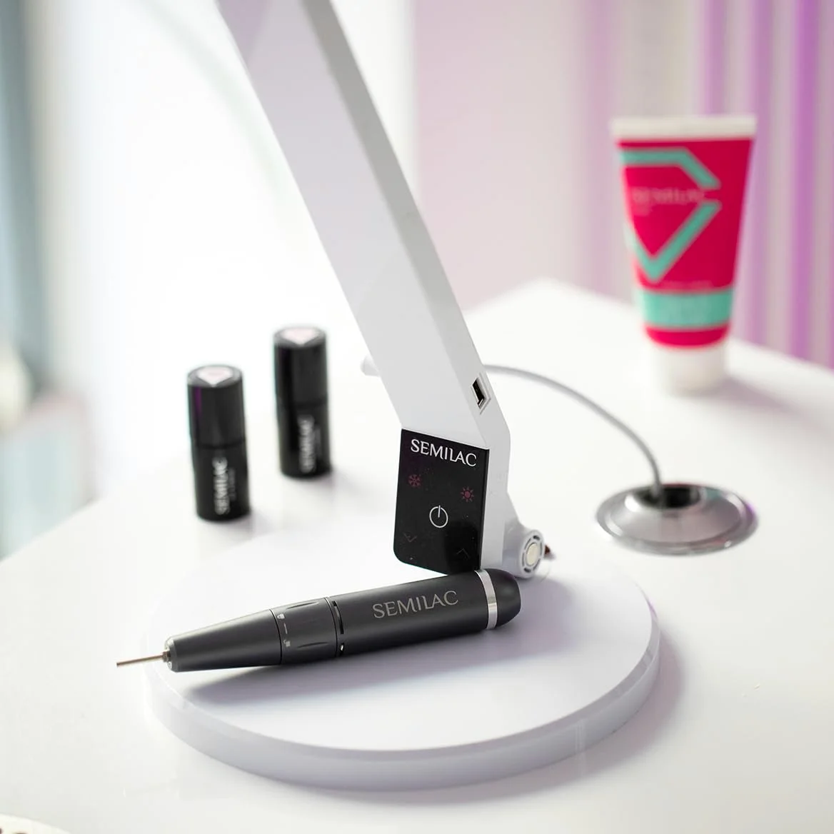 Semilac Fresa per unghie Mini Pen Black Edition – Lima elettrica compatta 30.000 giri/min, silenziosa e potente, ricarica USB, ideale per manicure e pedicure a casa