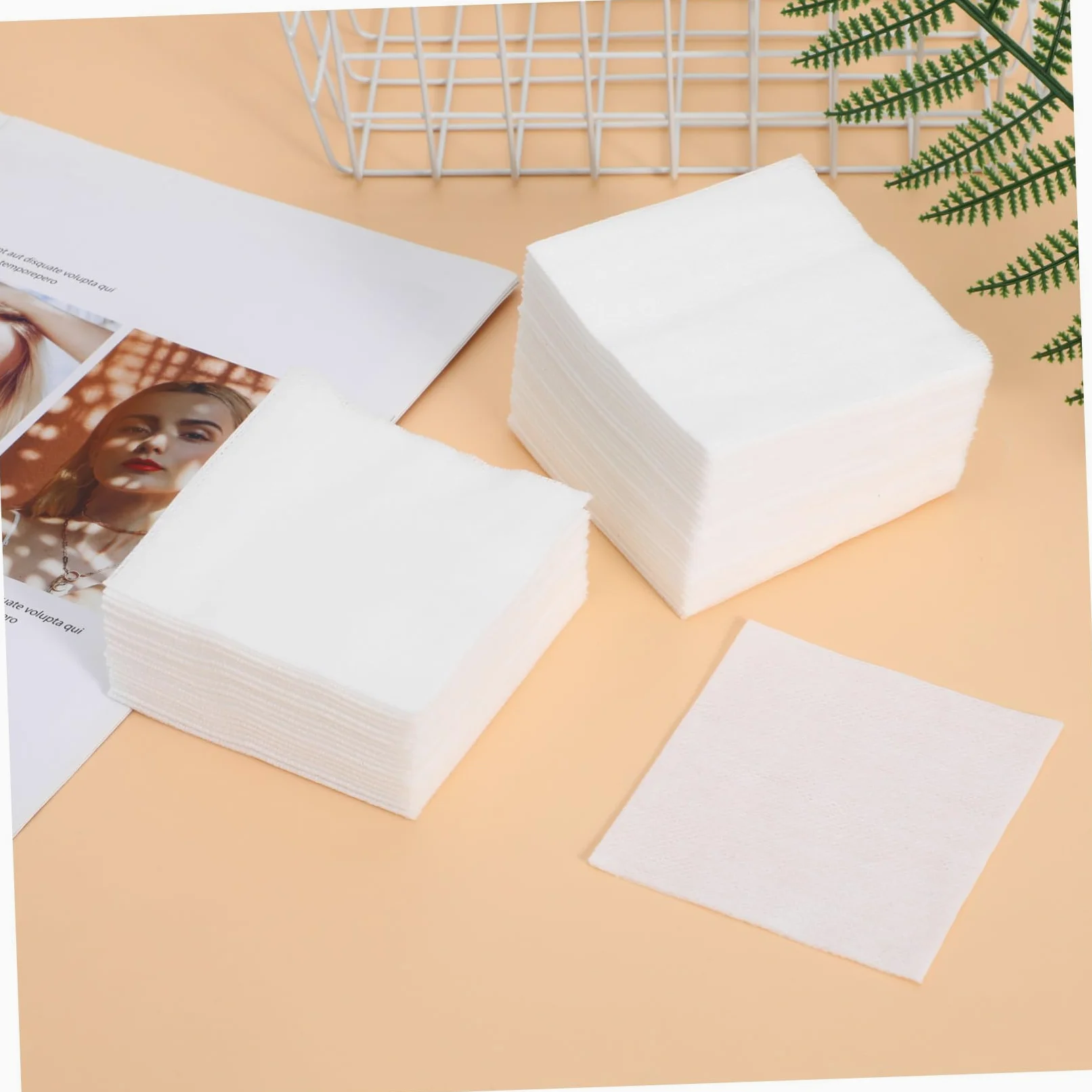 PACKOVE Dischetti 400 Pezzi Struccanti Monouso Bianco Non Tessuto per Rimozione Trucco e Detergenza Quotidiana per Pulizia Profonda del Viso