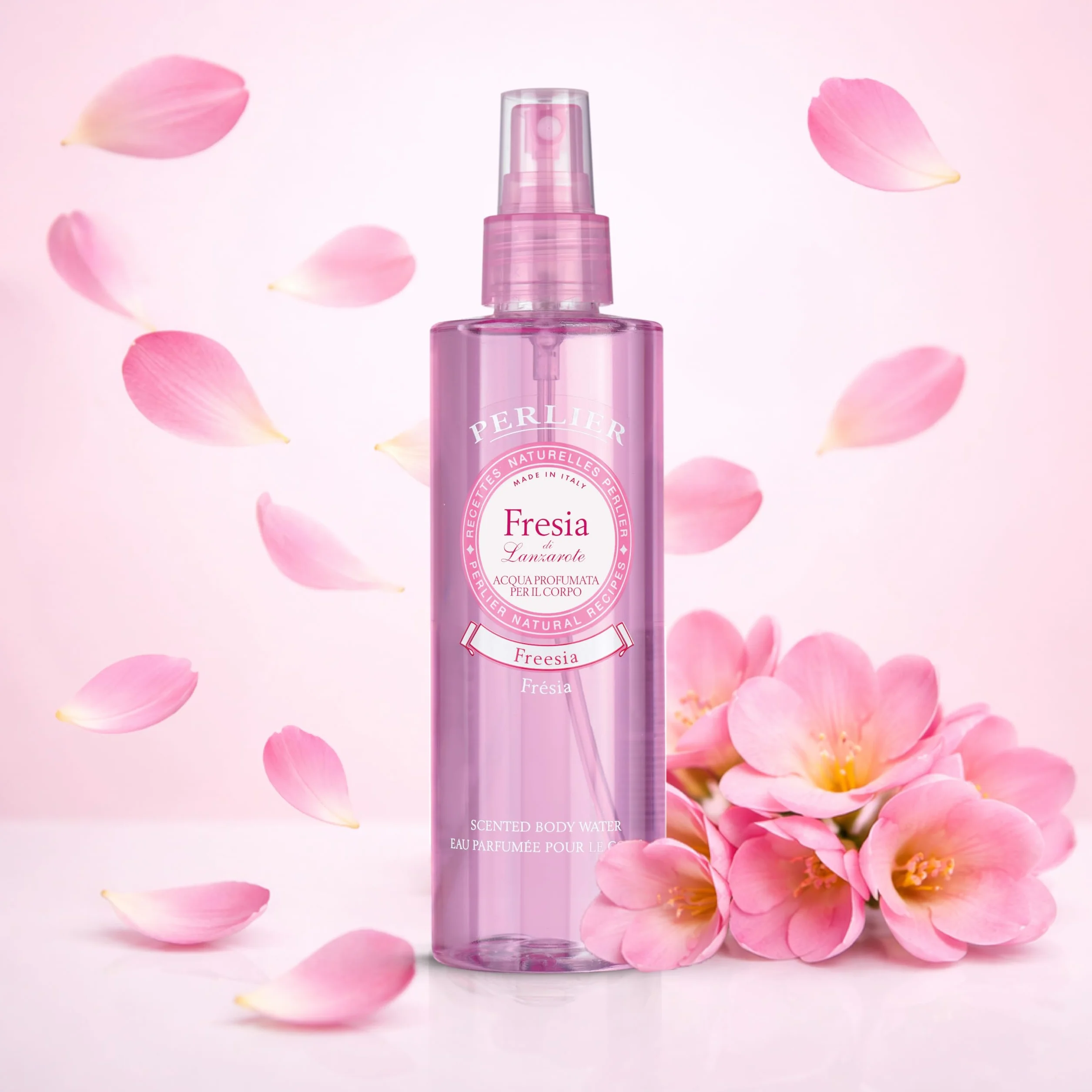 Perlier Acqua Profumata Corpo Fresia di Lanzarote, Acqua Corpo, Fragranza Floreale Delicata e Femminile, Profumo Donna Delicato per Uso Quotidiano, 200 ml