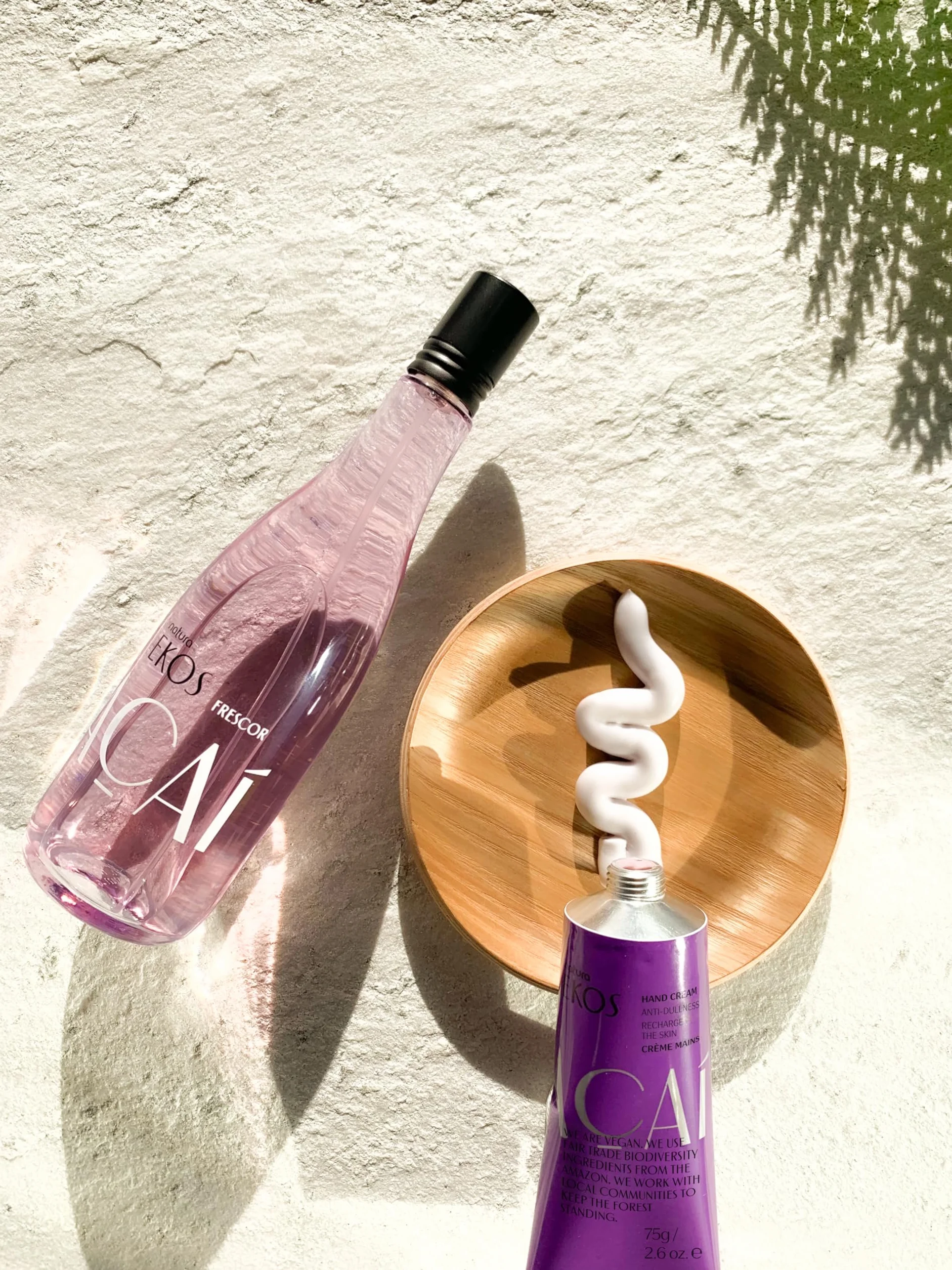 NATURA - Crema per le Mani Açai Natura Ekos - Comfort e Idratazione - Per Cuticole e Mani Secche, Danneggiate e Screpolate - Assorbimento Rapido - 100% Vegan - Cruelty Free - Tubo da 75 g