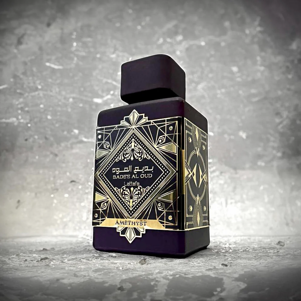 Lattafa Bade'e Al Oud Amethyst 100 ml, Profumo Arabo Floreale, Sigillo di Qualità Made in Dubai, Aroma a Lunga Durata