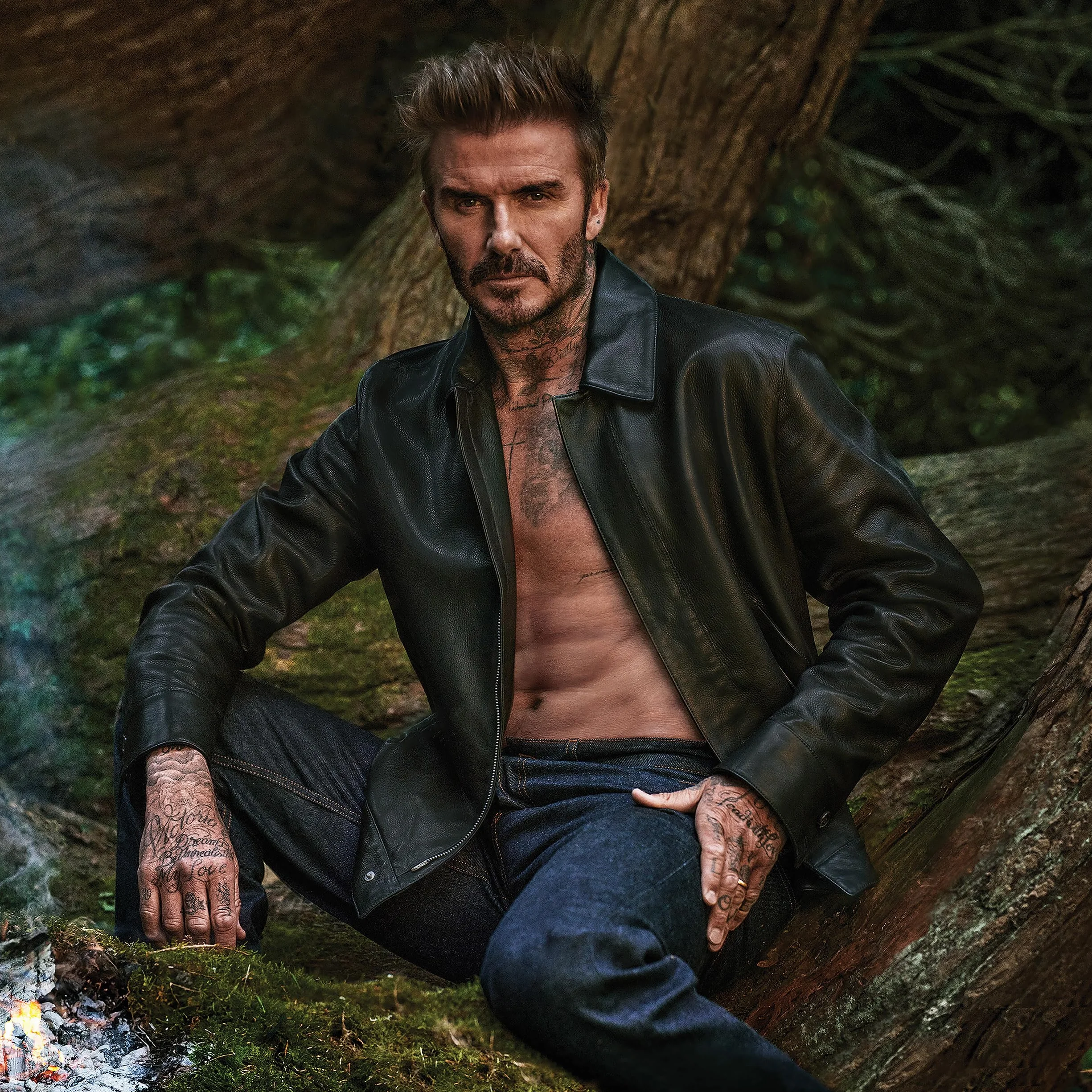 David Beckham Bold Instinct Eau de Parfum Uomo, profumo legnoso aromatico, fragranza sofisticata, straordinario flacone nero opaco 75 ml