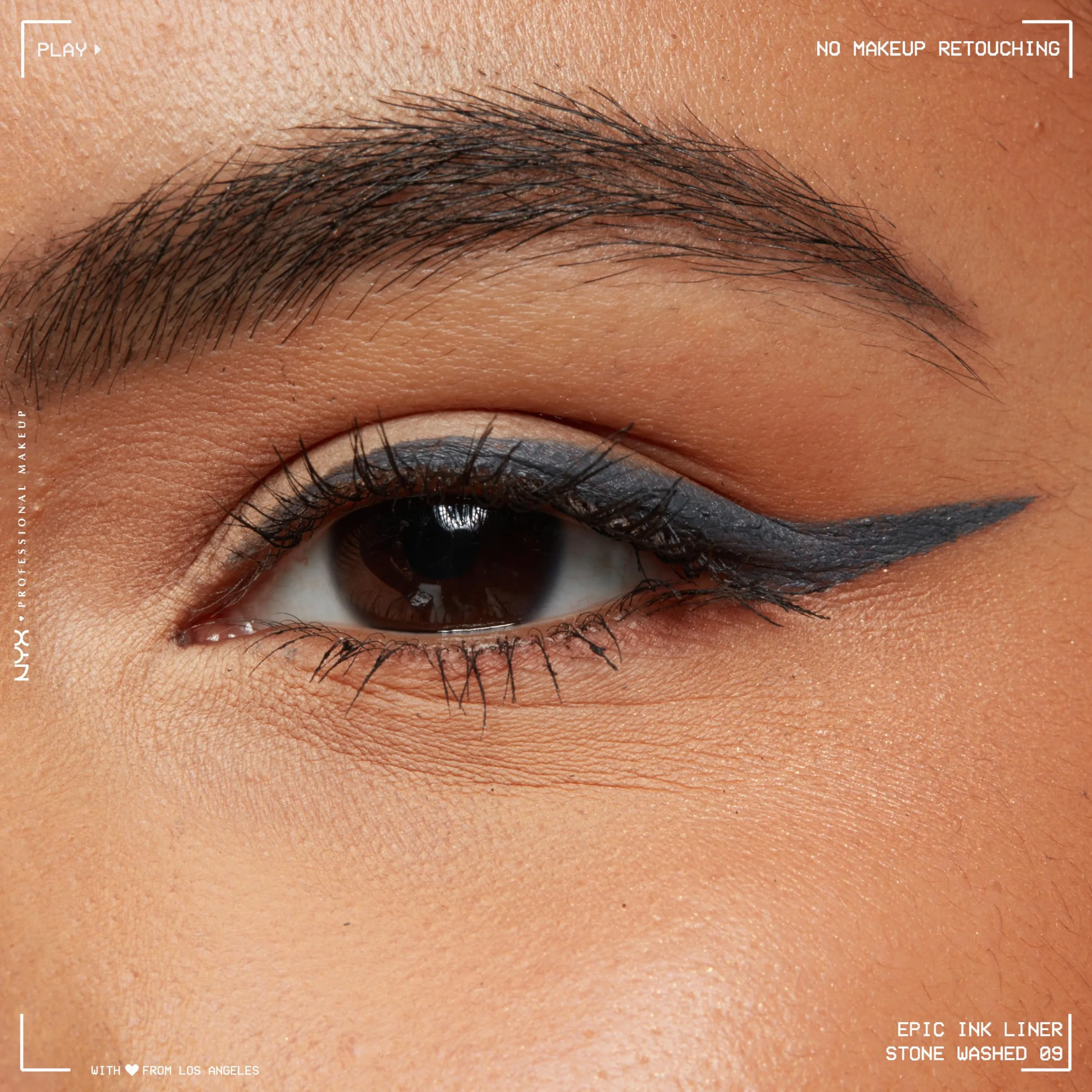 Nyx Professional Makeup, Epic Ink Liner Matte. Tonalità: Stone Washed (grigio opaco). Eyeliner liquido impermeabile e ultra pigmentato. Formula vegana.