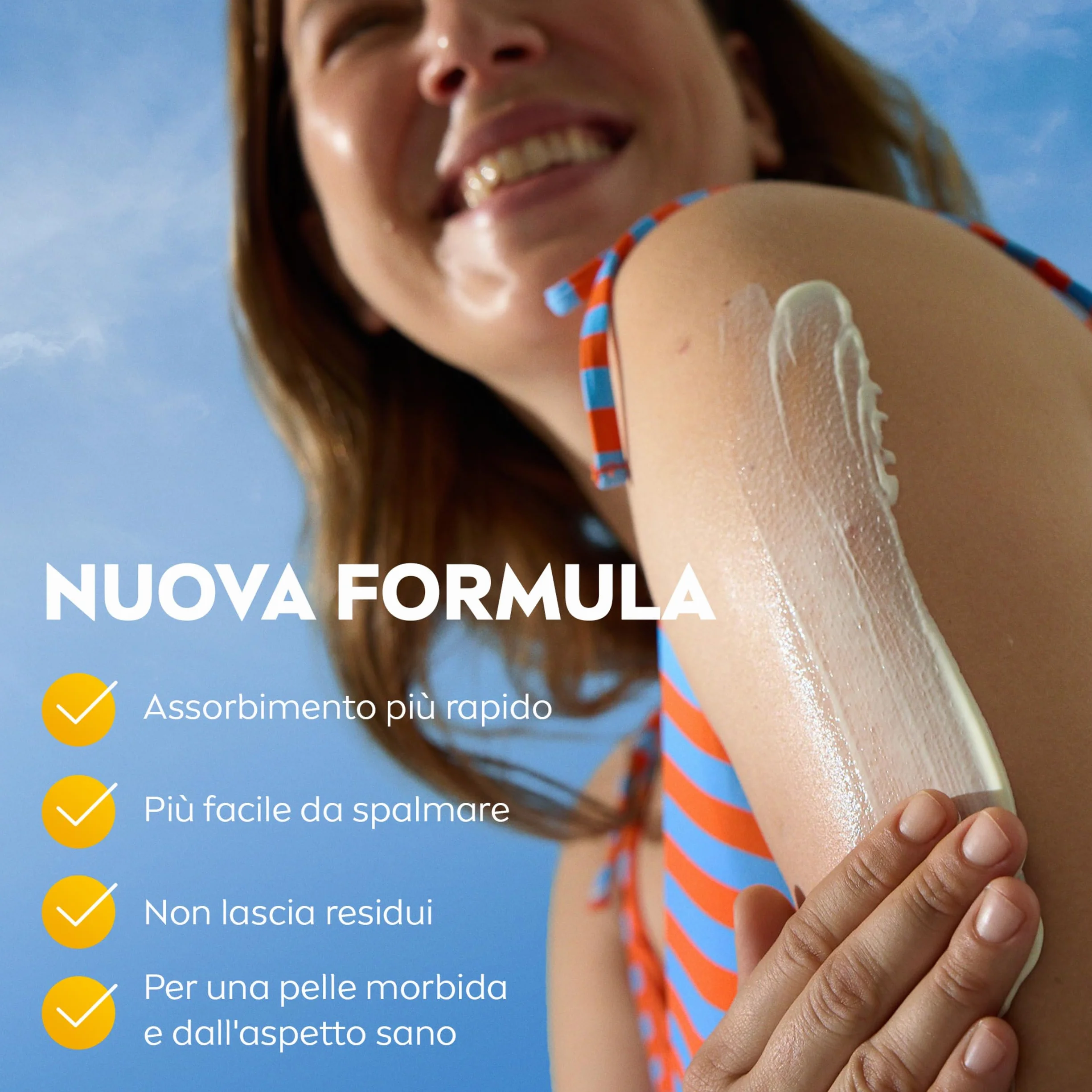 NIVEA SUN Protect & Hydrate SPF 50+ Crema Solare 200 ml Idratante 48h Resistente all'Acqua Vitamina C Acido Ialuronico