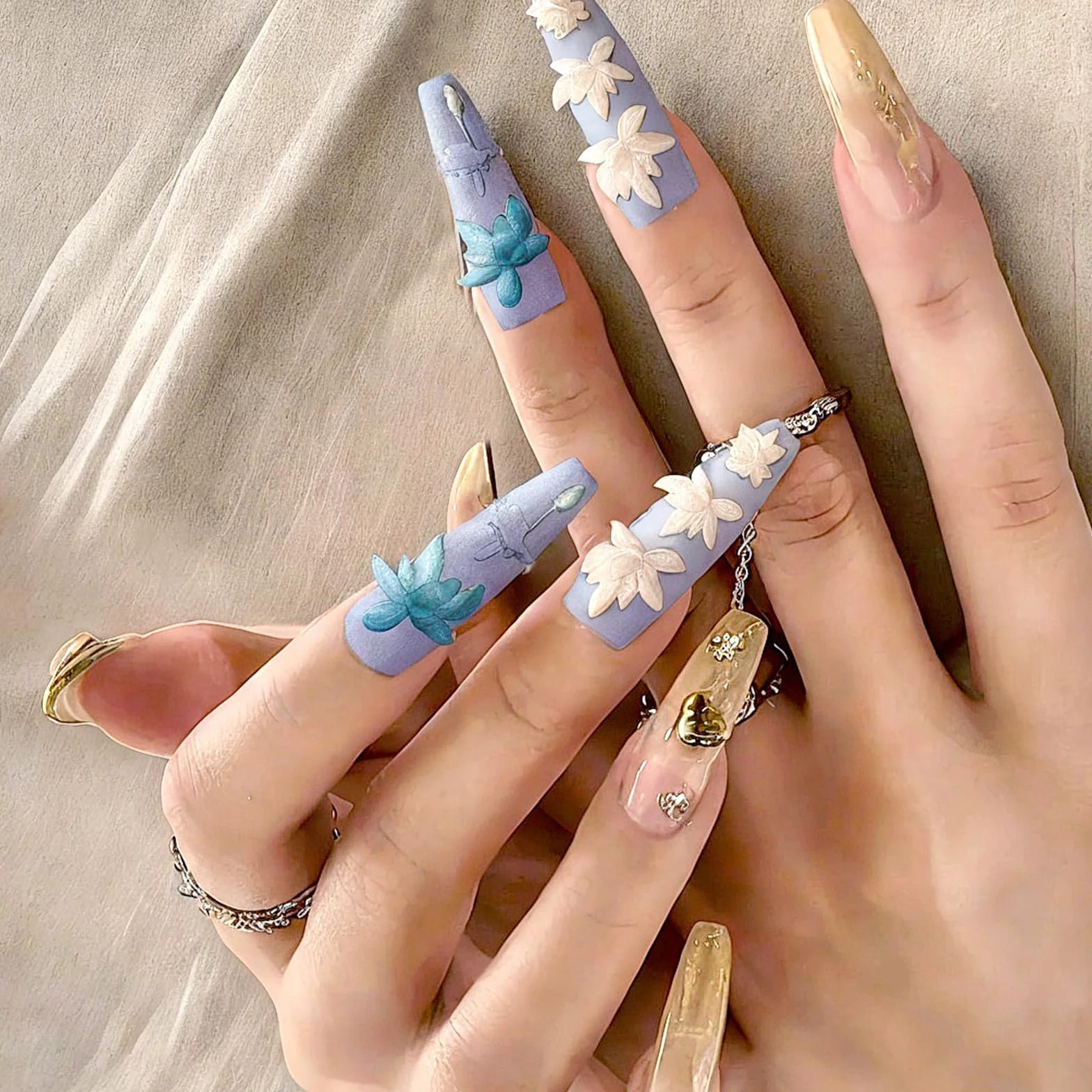 Stampi in Silicone Fiori 3D per Nail Art – Stampo Floreale per Resina Epoxy, Fiore di Loto, Decorazioni Unghie in Gel 3D incisione, Stencil per Unghie in Silicone, Accessori per Manicure e Fai-da-te