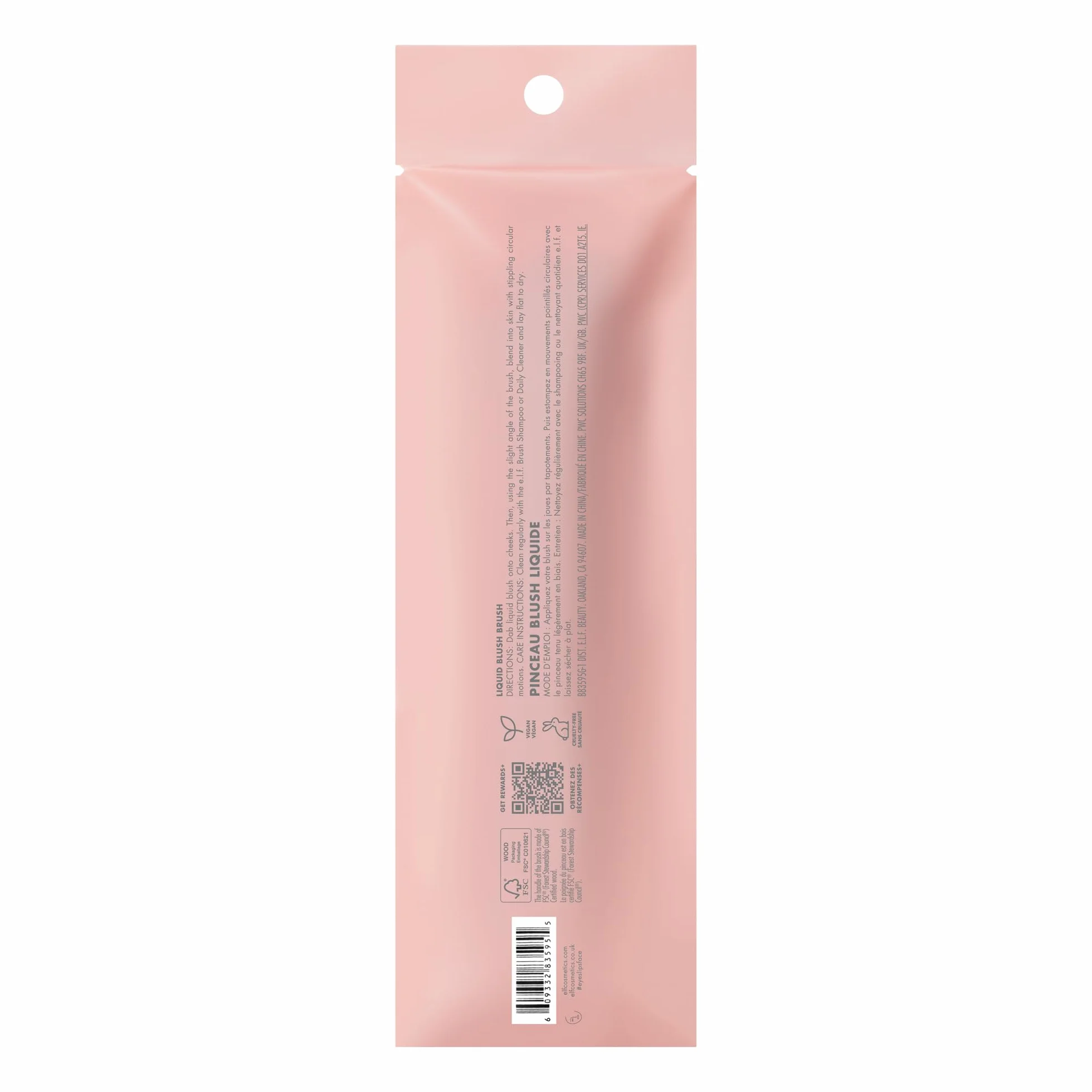 e.l.f. Camo Liquid Blush Brush, pennello da blush ad angolo, ideale per applicare e sfumare i colori sulle guance, setole dense e morbide, prodotto vegano e non testato sugli animali