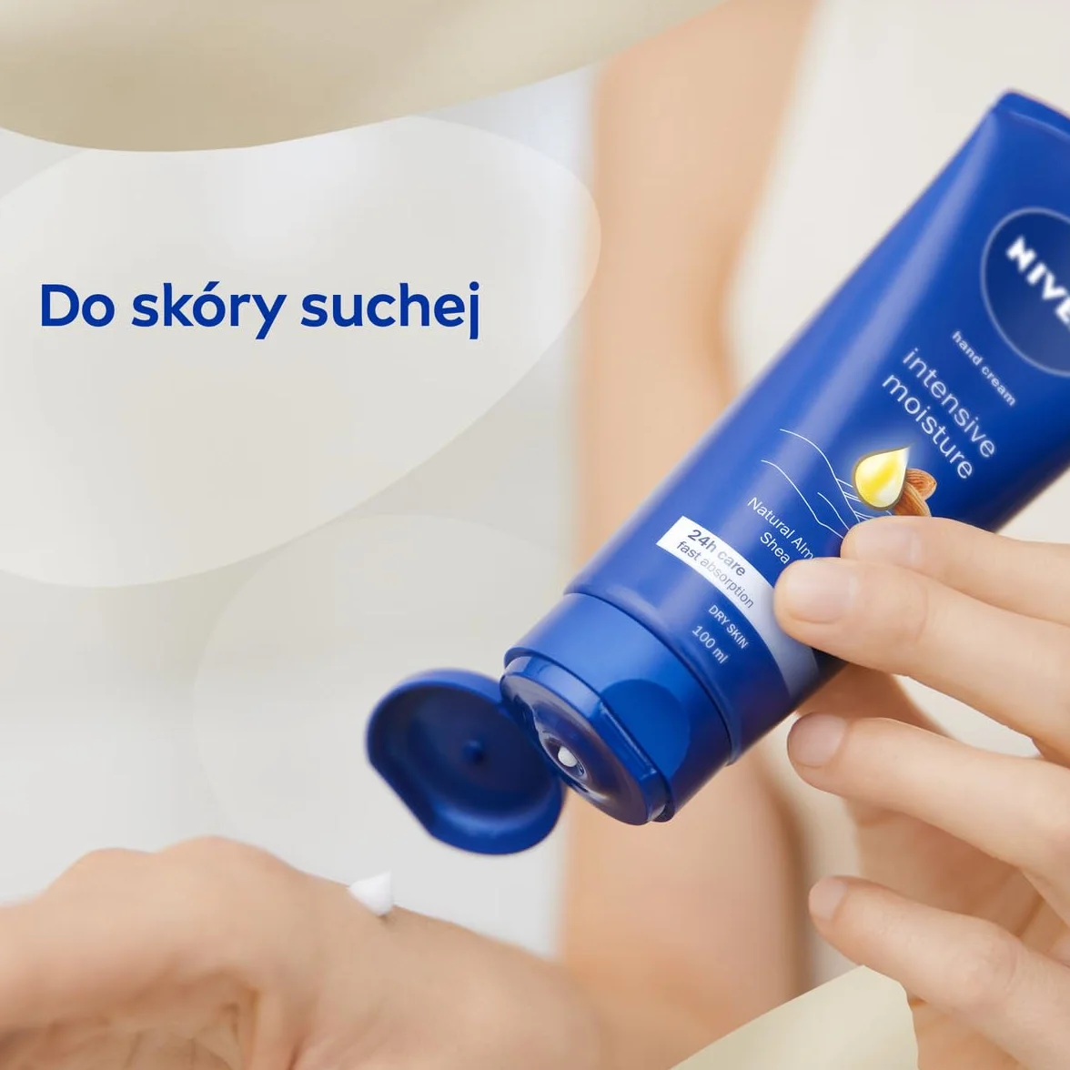 NIVEA Crema per mani idratante intensa con olio di mandorle e burro di karité, 100 ml
