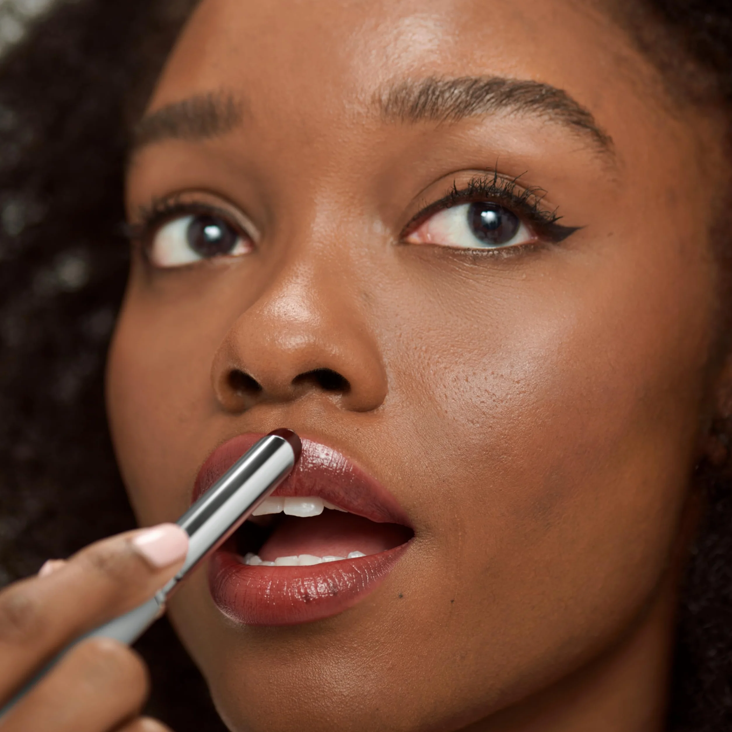 Clinique Almost Lipstick Balsamo Labbra Black Honey Pink Honey Nude Honey Rossetto Trasparente Modulabile Idratante Luminoso