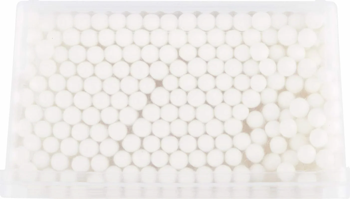 Hansaplast Bastoncini Cotonati in Carta Biodegradabile, 1 confezione x 200 pezzi, 100% Puro Cotone Idrofilo, Adatti per Pelli Sensibili, Made in Italy