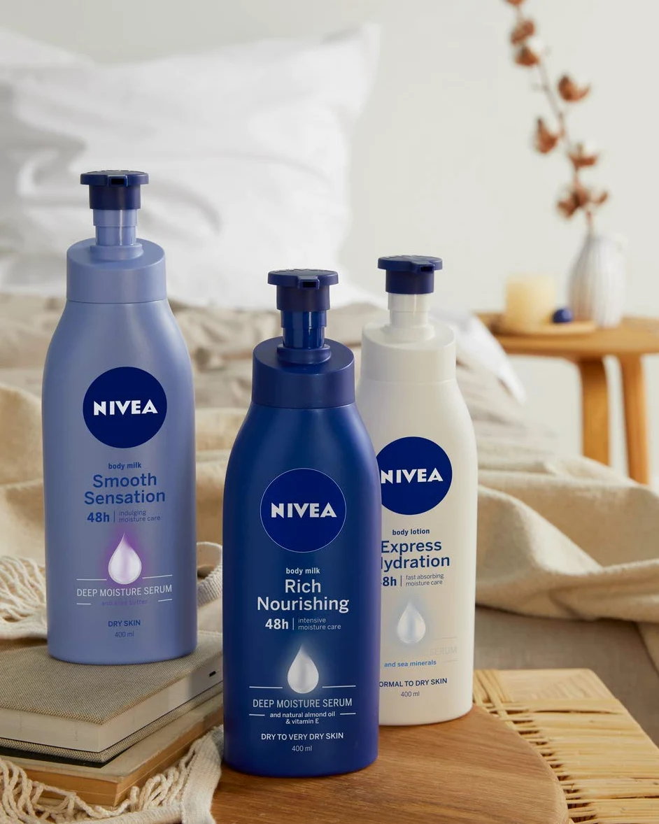 NIVEA Lozione nutriente per il corpo, 400 ml, confezione da 6