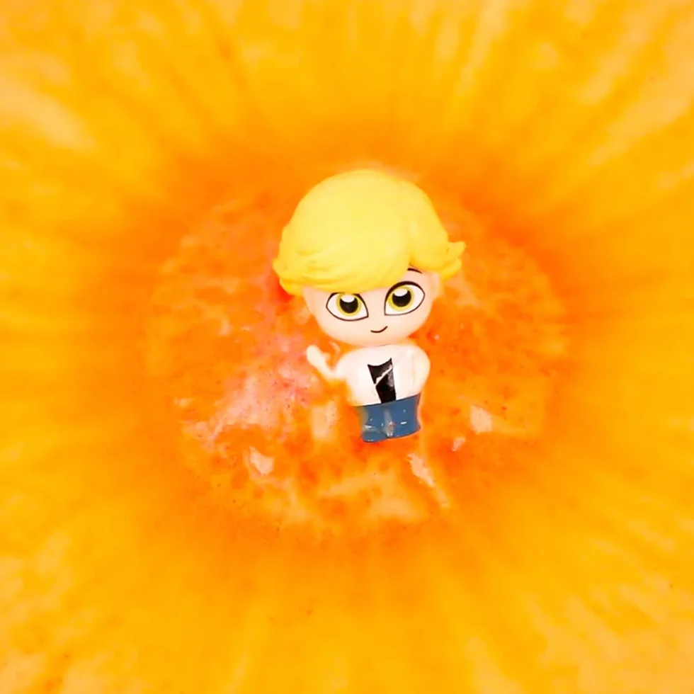 ZIMPLI - Grande Bomba da Bagno Miraculous a Sorpresa, 1 di 6 Giocattoli Miraculous da Collezionare, Uno per Baff Bomb, Regali Collezionabili per Bambini e Bambine