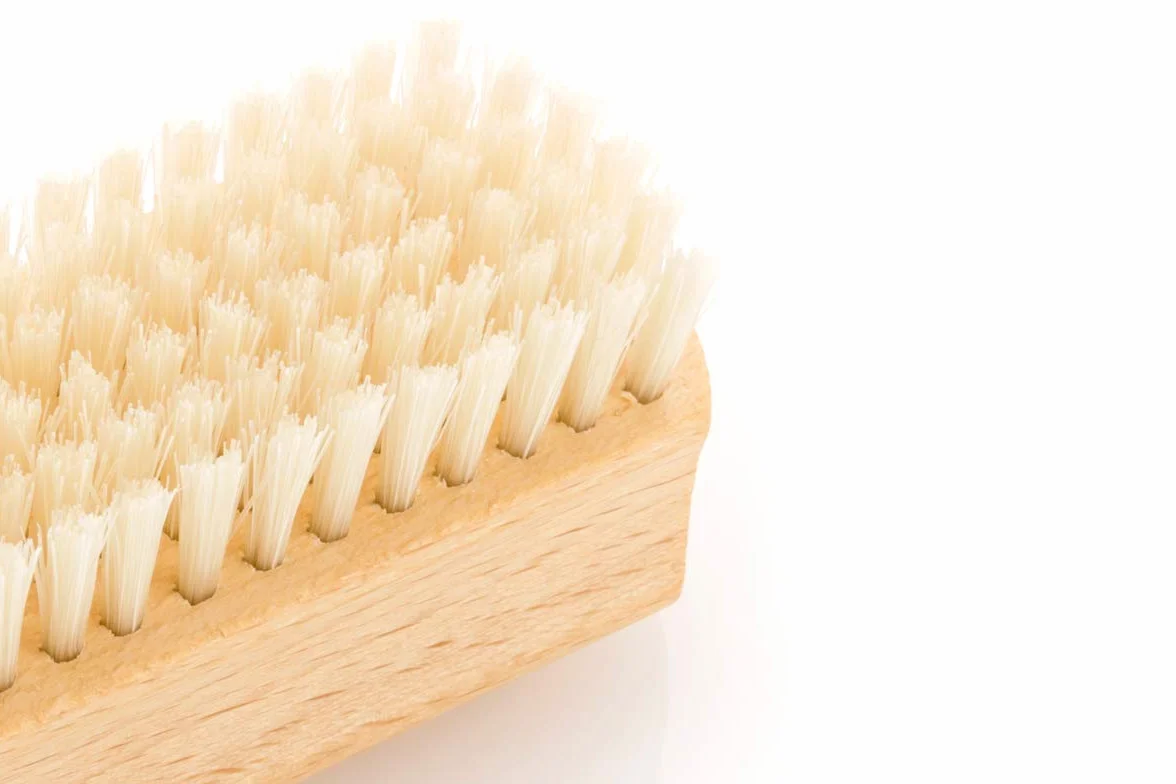REMOS Spazzola per mani e unghie setole naturale legno faggio