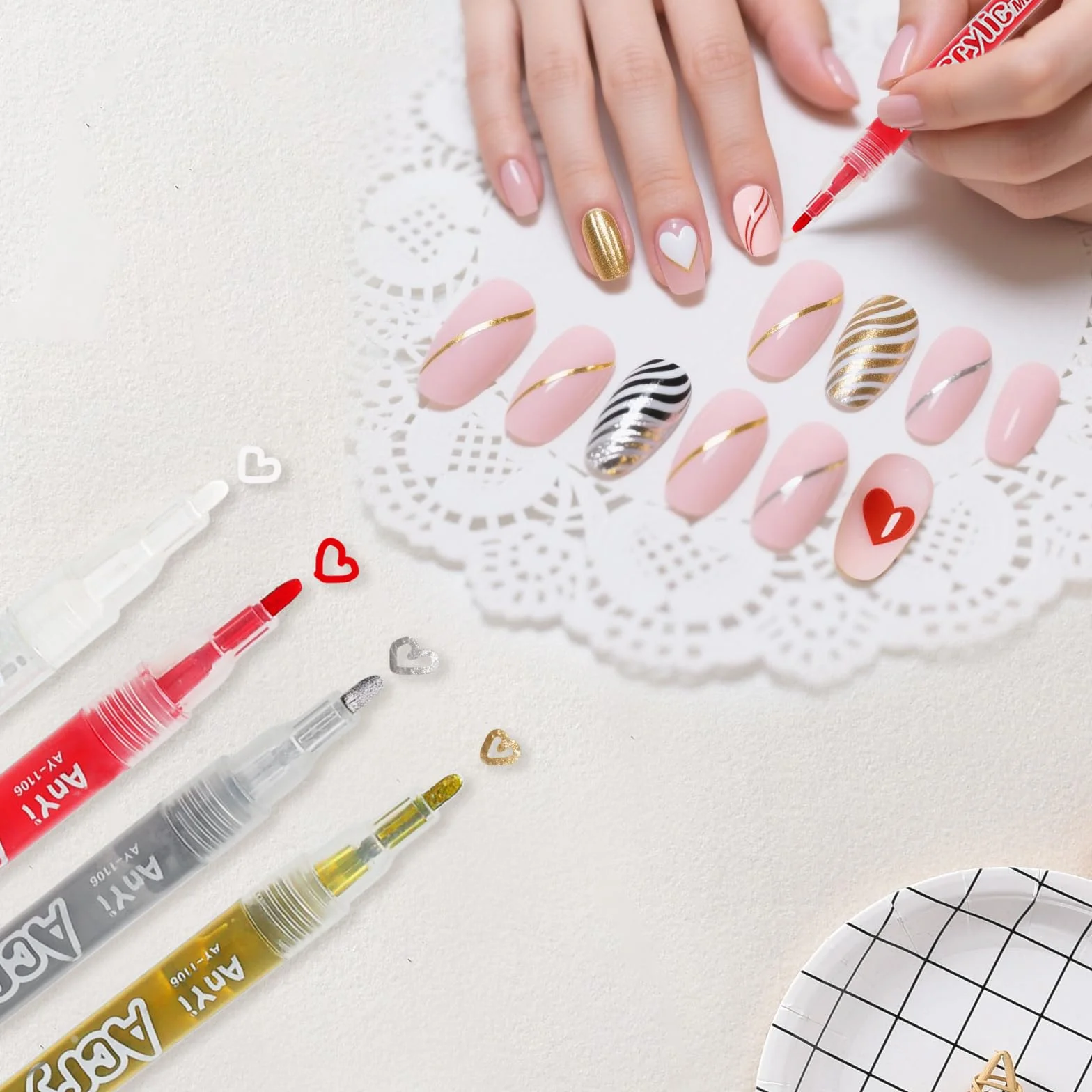 Set Penne Nail Art 4 Colori, Bianco Oro Argento Rosso Penna 3D per French Nails Design Preciso Asciugatura Rapida per Manicure Fai-da-te e Professionale Graffiti nail art bellezza manicure strumenti