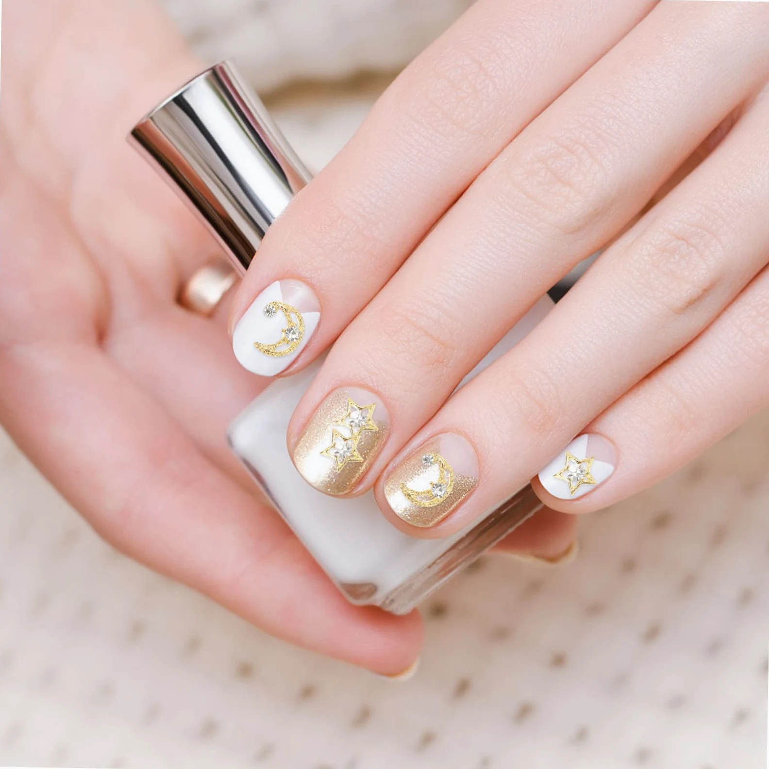 SHERCHPRY 4 Set Ciondoli Unghie Metallo Decorazioni Per Nail Art Accessori Glamour Per Unghie Con Facili Applicare E Personalizzare 30 Pezzi*4