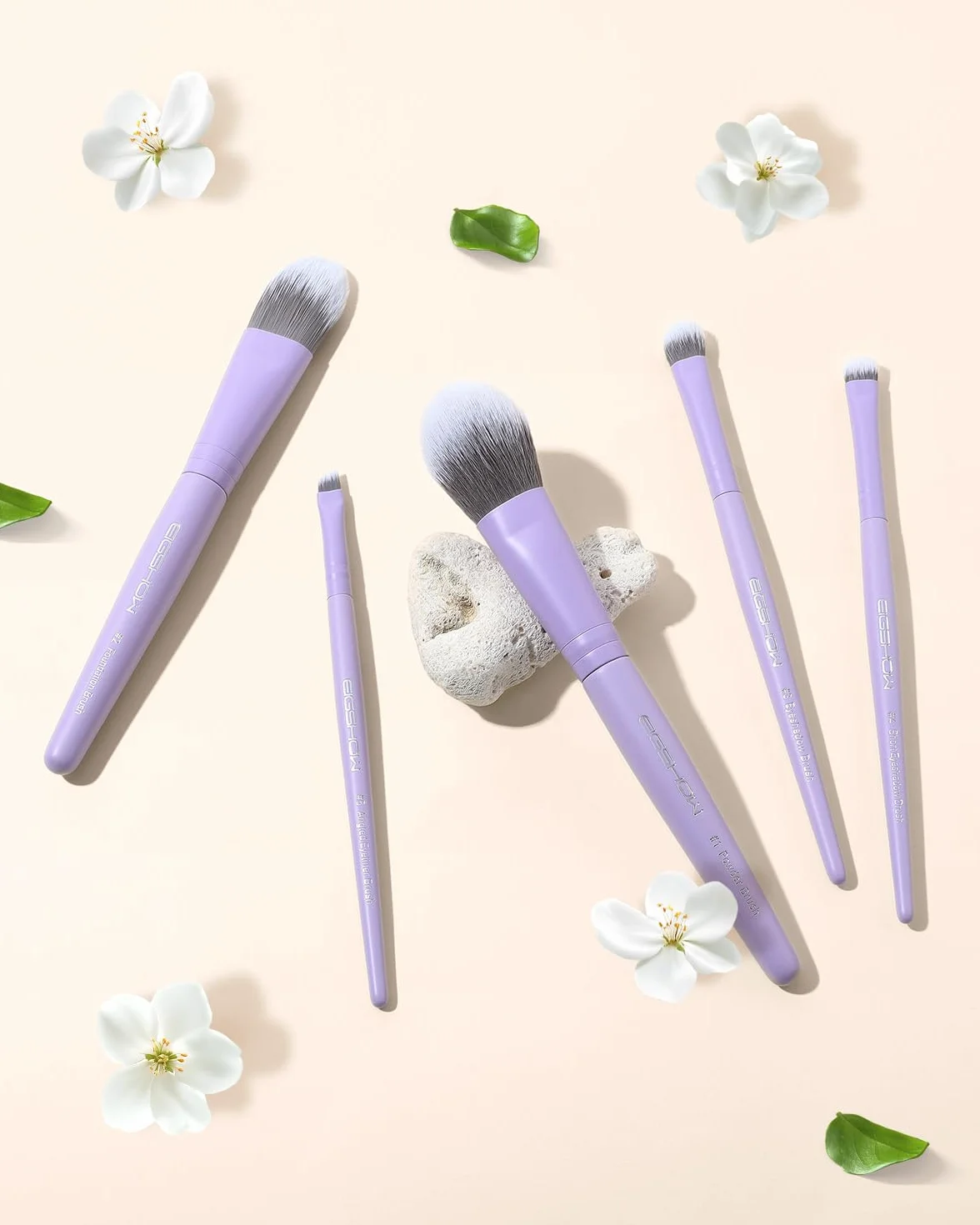 EIGSHOW Set di 5 pennelli da trucco con setole infuse agli ioni d'argento, pennelli da trucco professionali essenziali per il viso completo, per cipria, fondotinta, ombretto, eyeliner, correttore